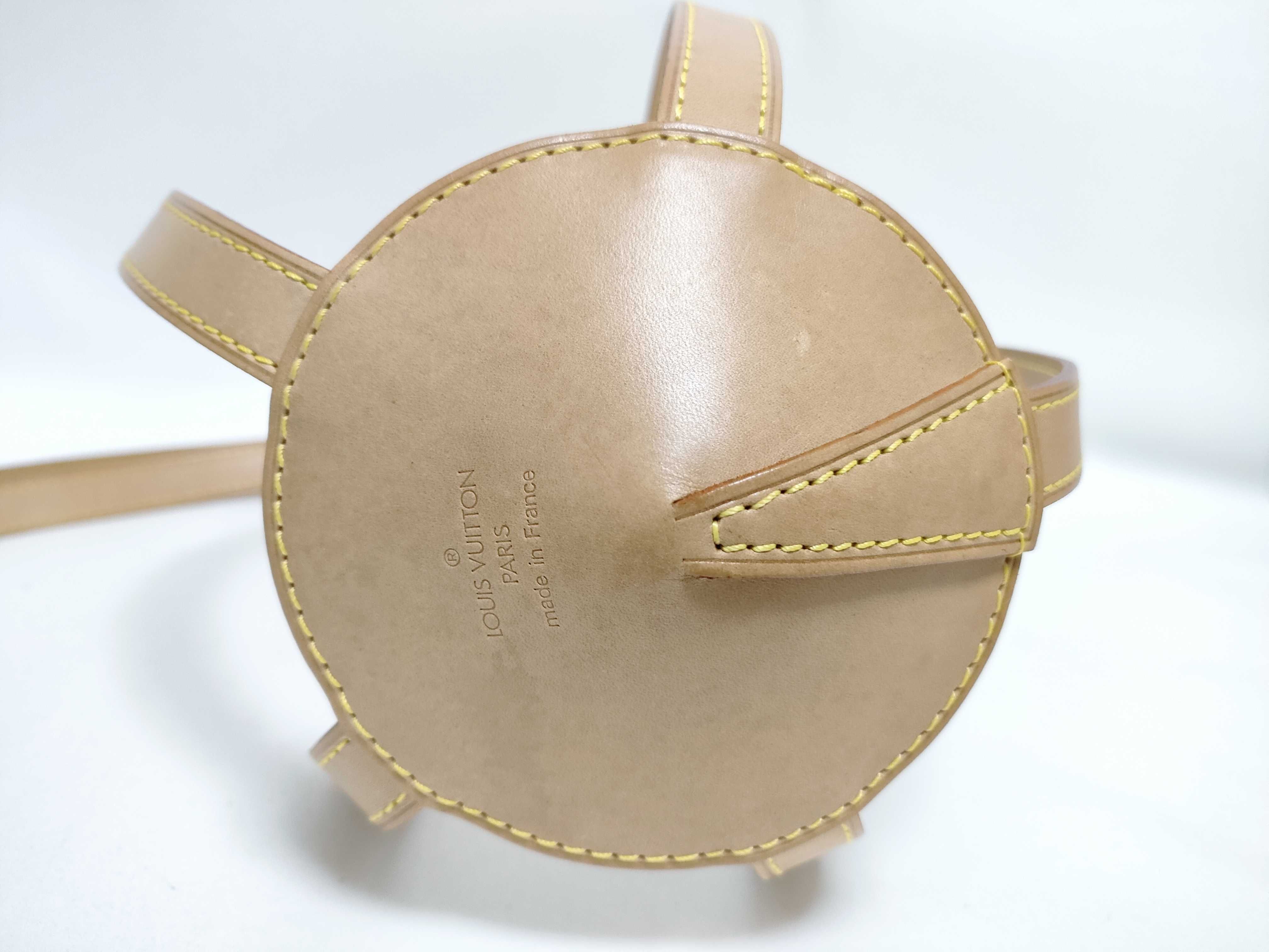 Monogram Louis Vuitton Monogram France World Cup Soccer Ball 1998 Limited Edition M99054 Other Accessories — view 13