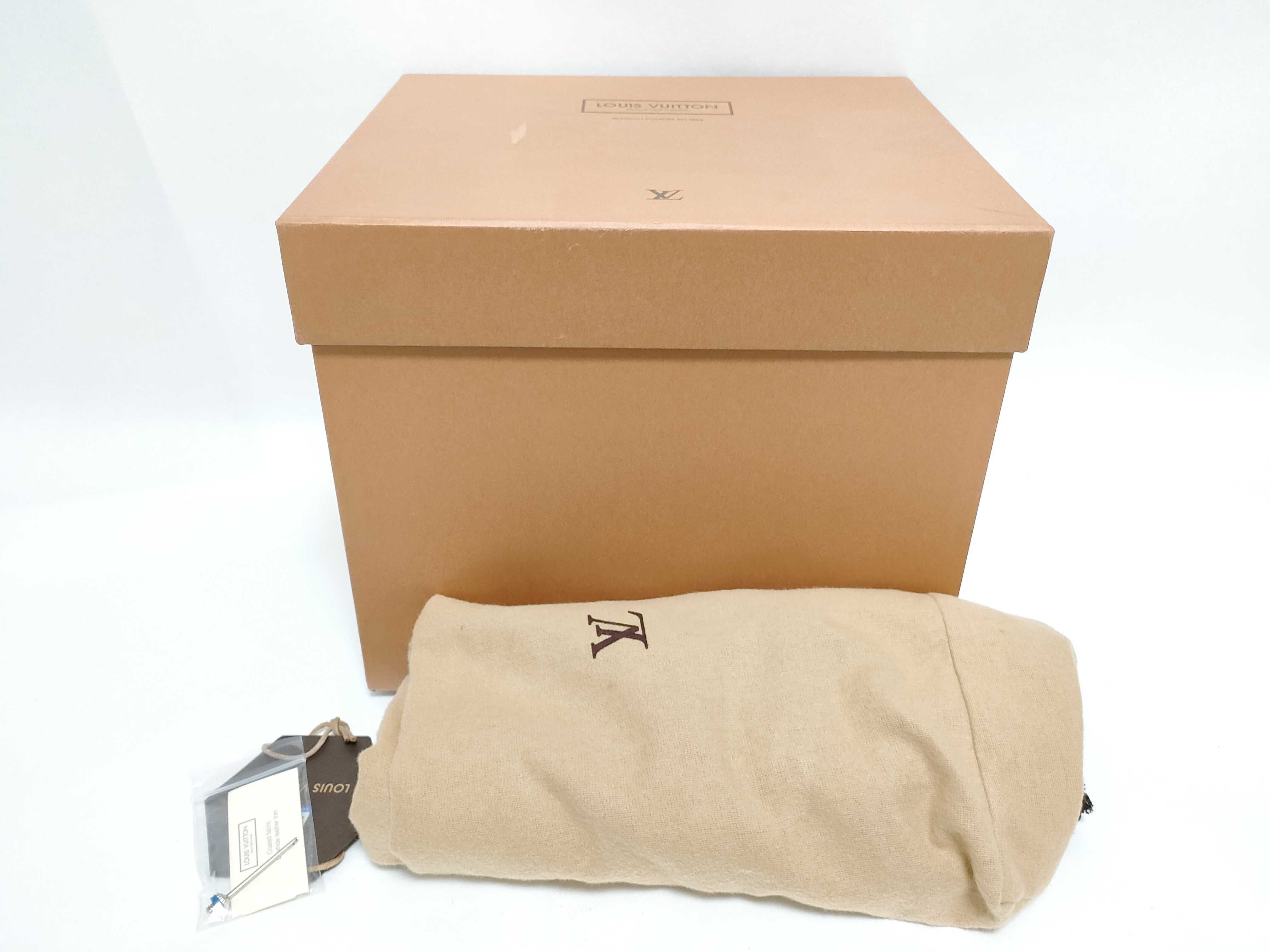 Monogram Louis Vuitton Monogram France World Cup Soccer Ball 1998 Limited Edition M99054 Other Accessories — view 14