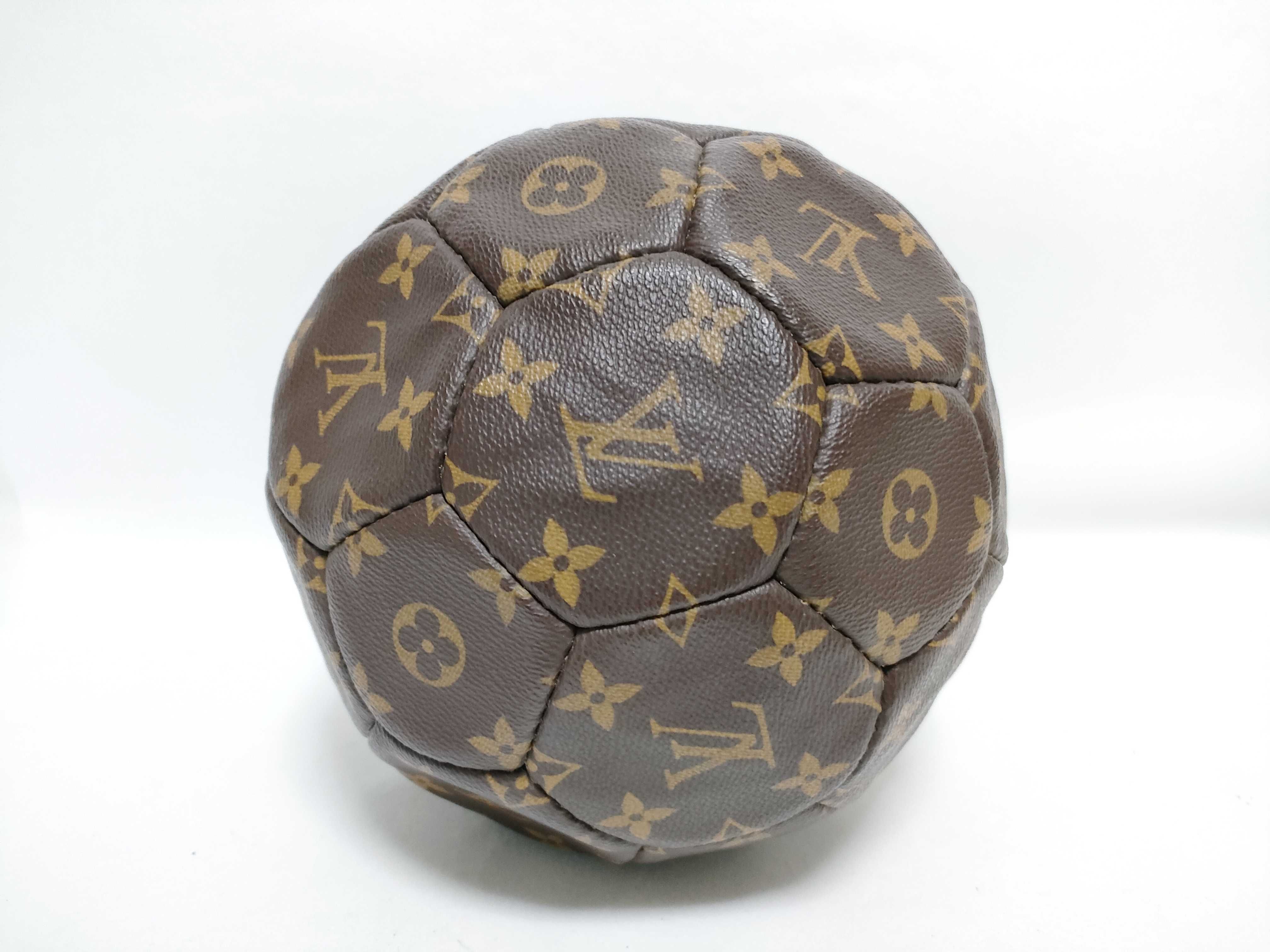 Monogram Louis Vuitton Monogram France World Cup Soccer Ball 1998 Limited Edition M99054 Other Accessories — view 4