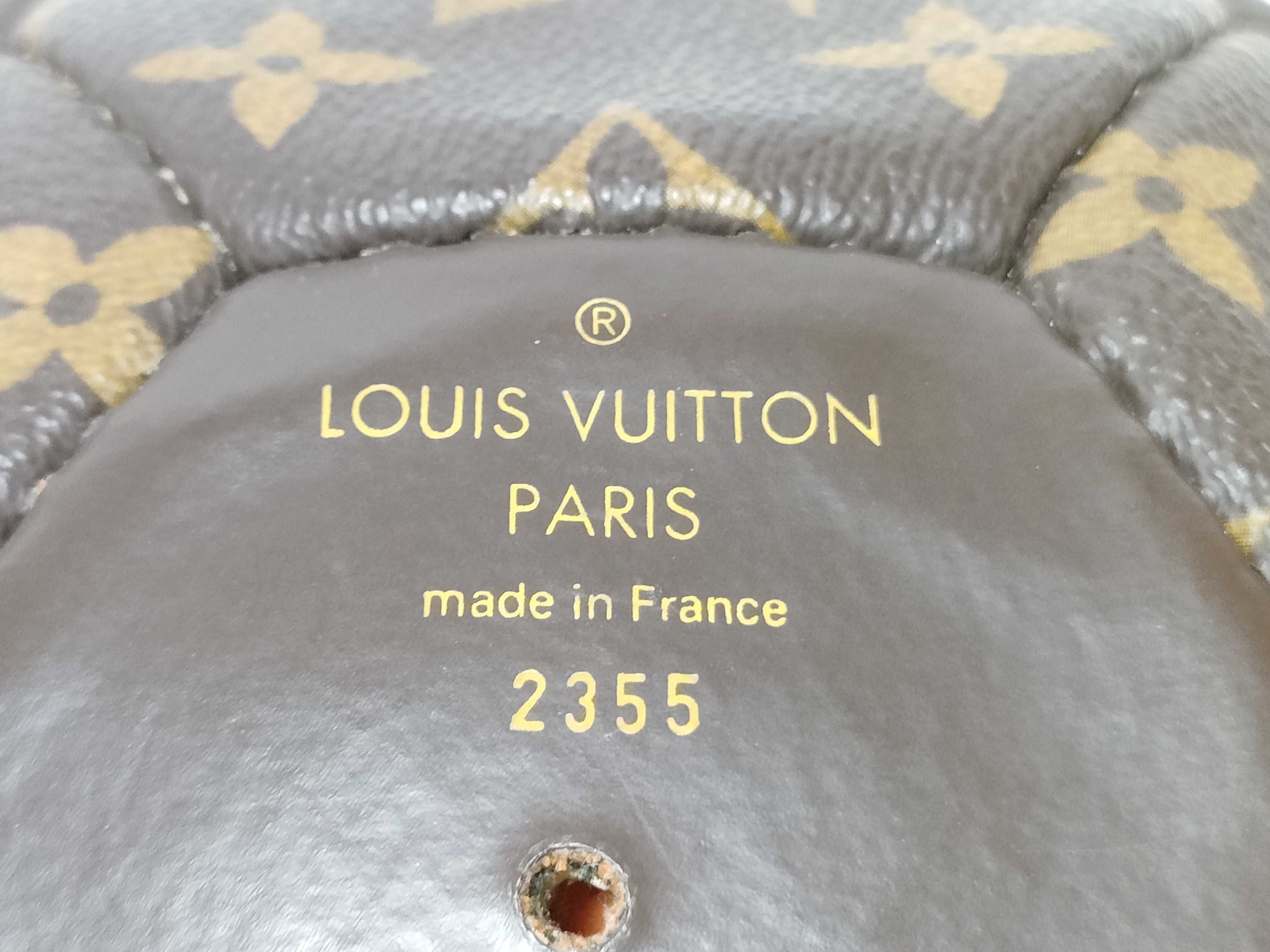 Monogram Louis Vuitton Monogram France World Cup Soccer Ball 1998 Limited Edition M99054 Other Accessories — view 7
