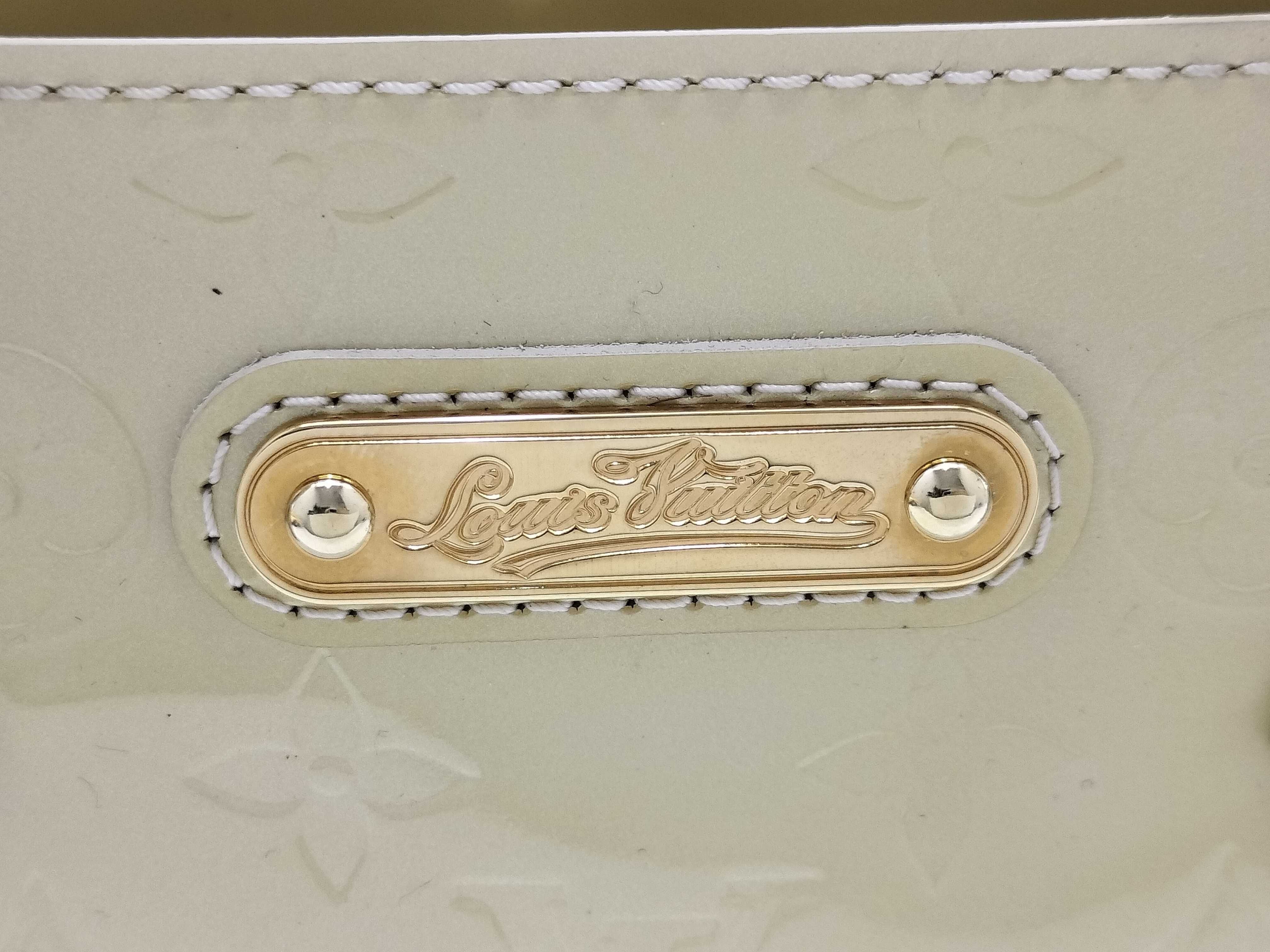 Vernis Louis Vuitton Vernis Wilshire PM Handbag — view 14