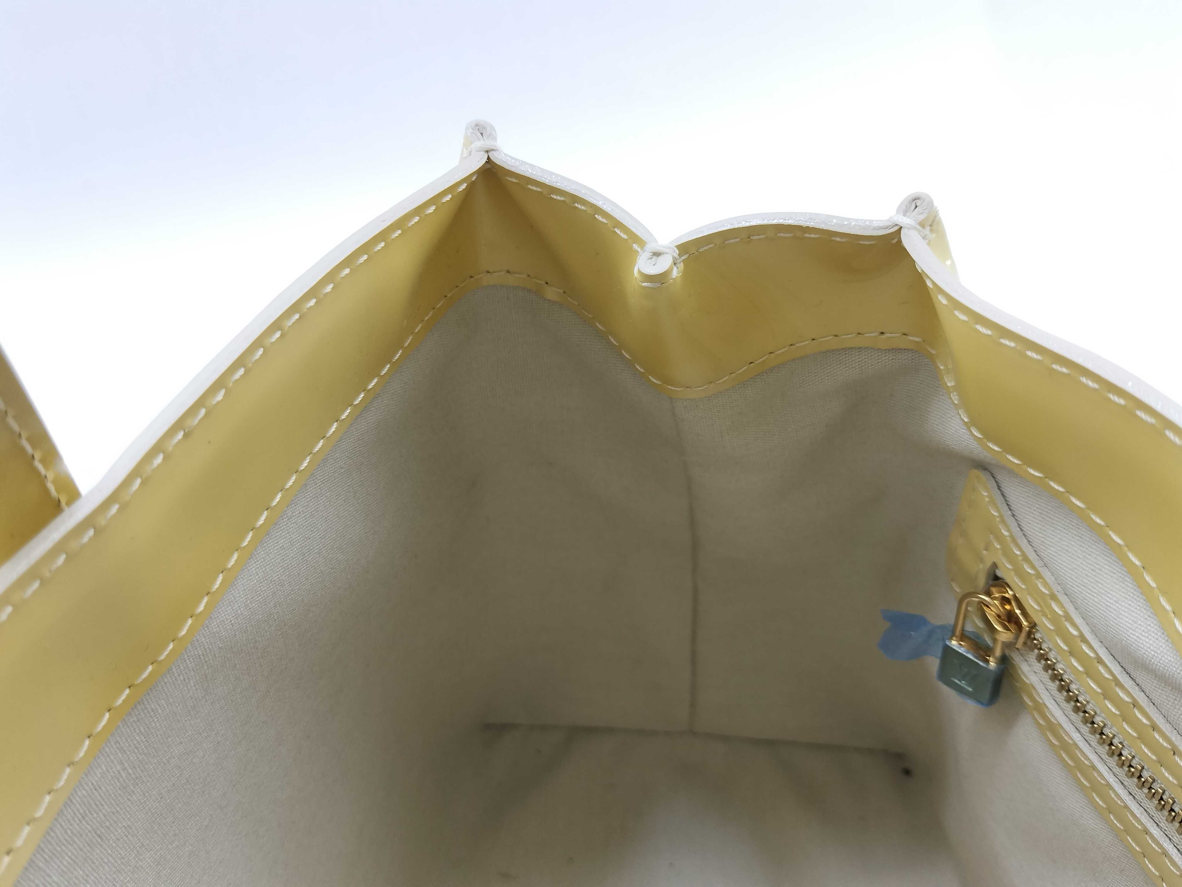 Vernis Louis Vuitton Vernis Wilshire PM Handbag — view 10