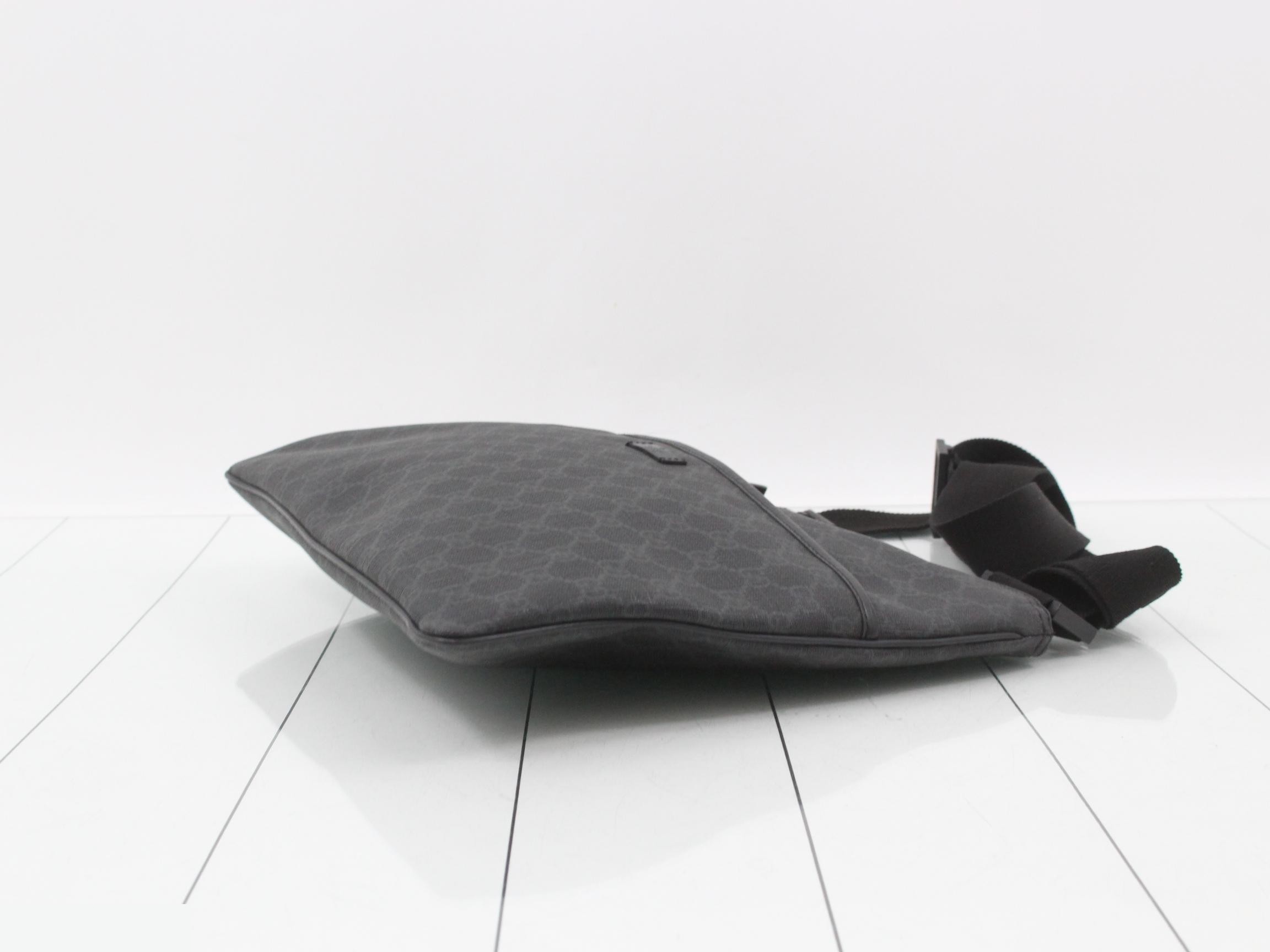PVC GG Supreme Shoulder Bag — view 6