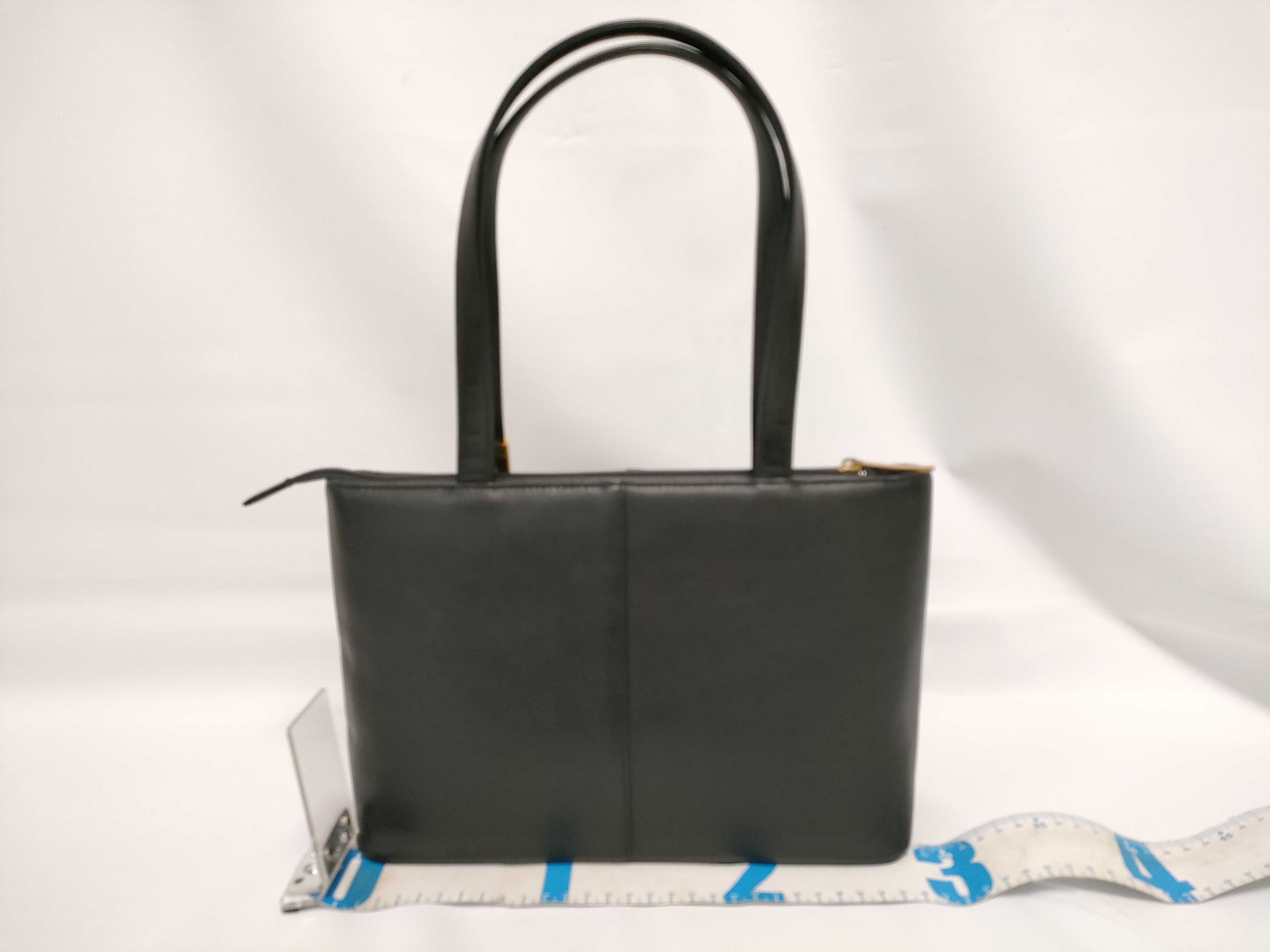 handbag, black handbag — view 2