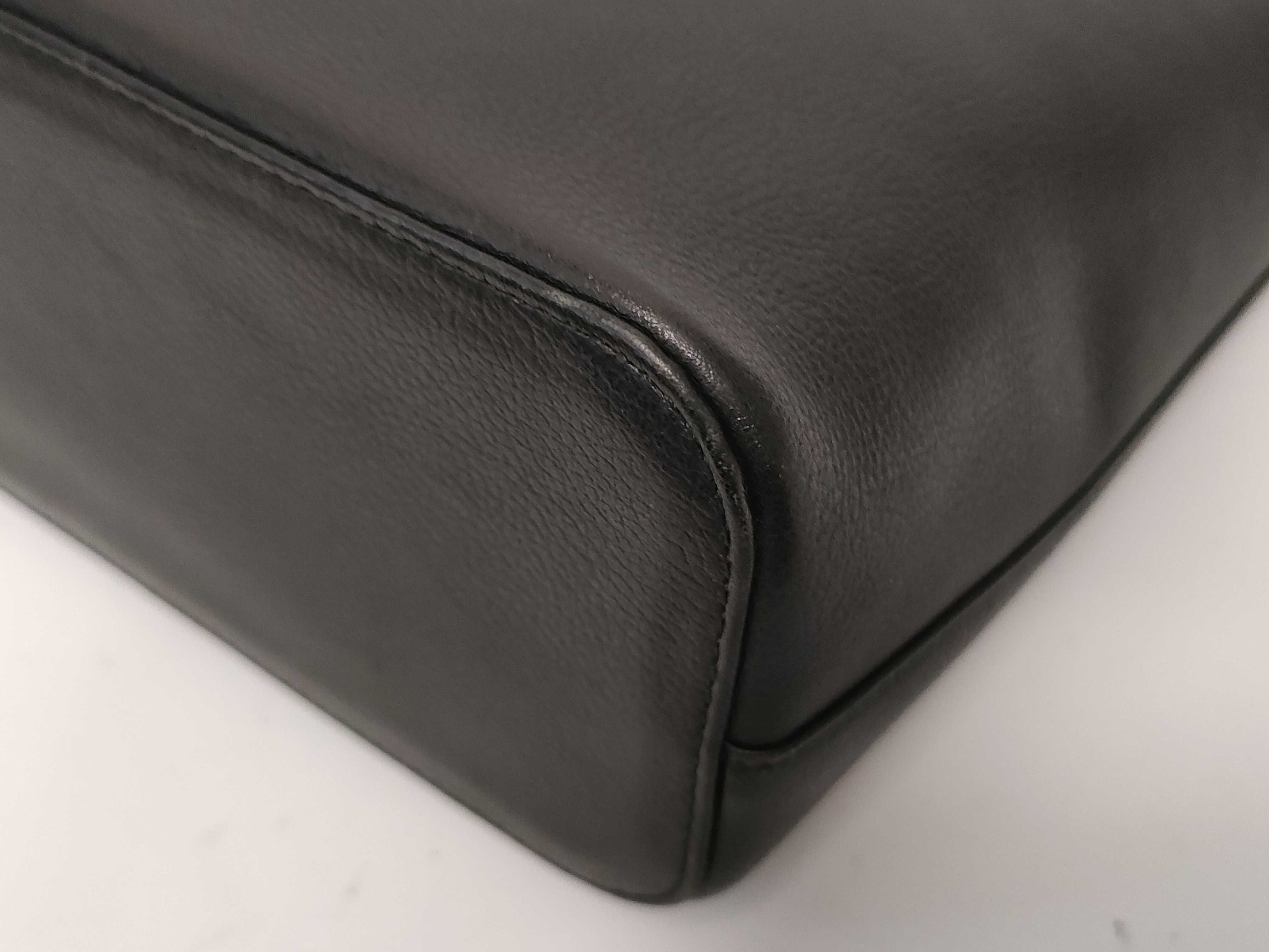 handbag, black handbag — view 4