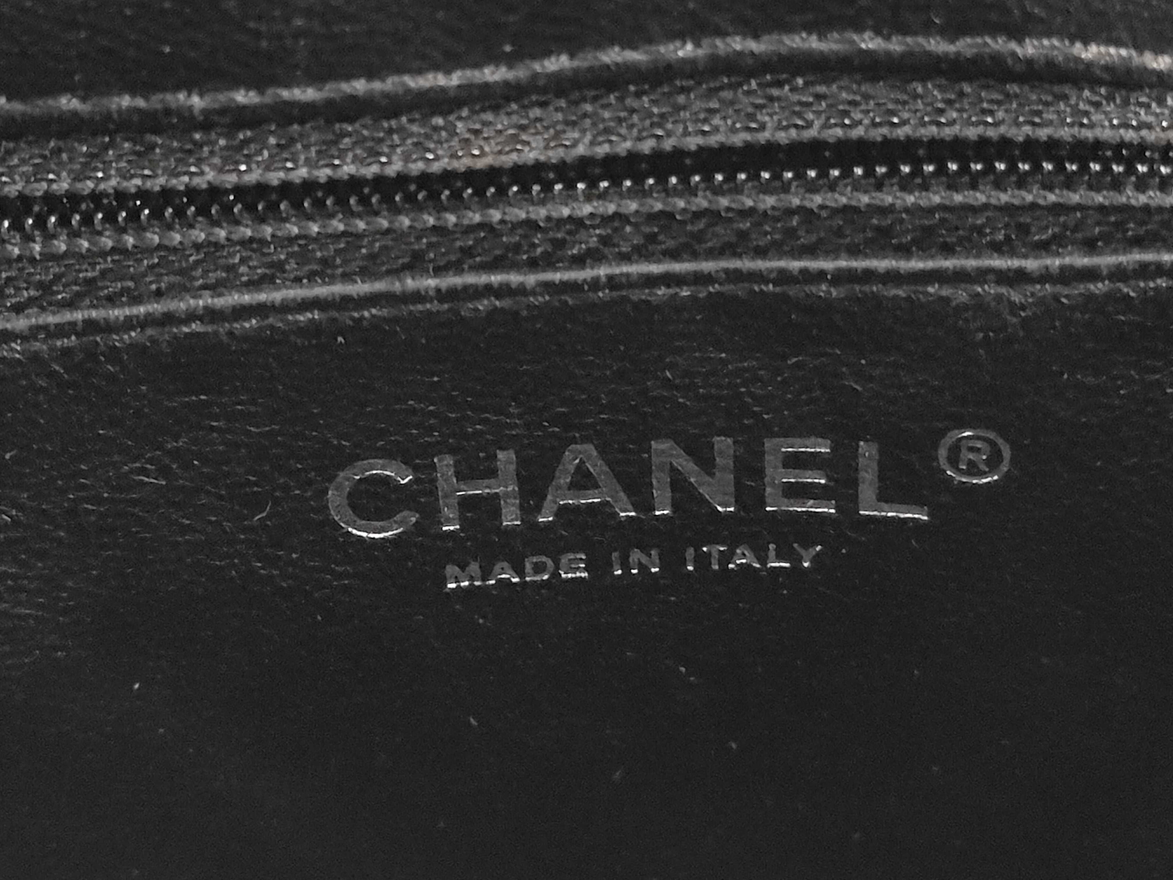 2.55 Vintage Calfskin Chain Shoulder Bag — view 9