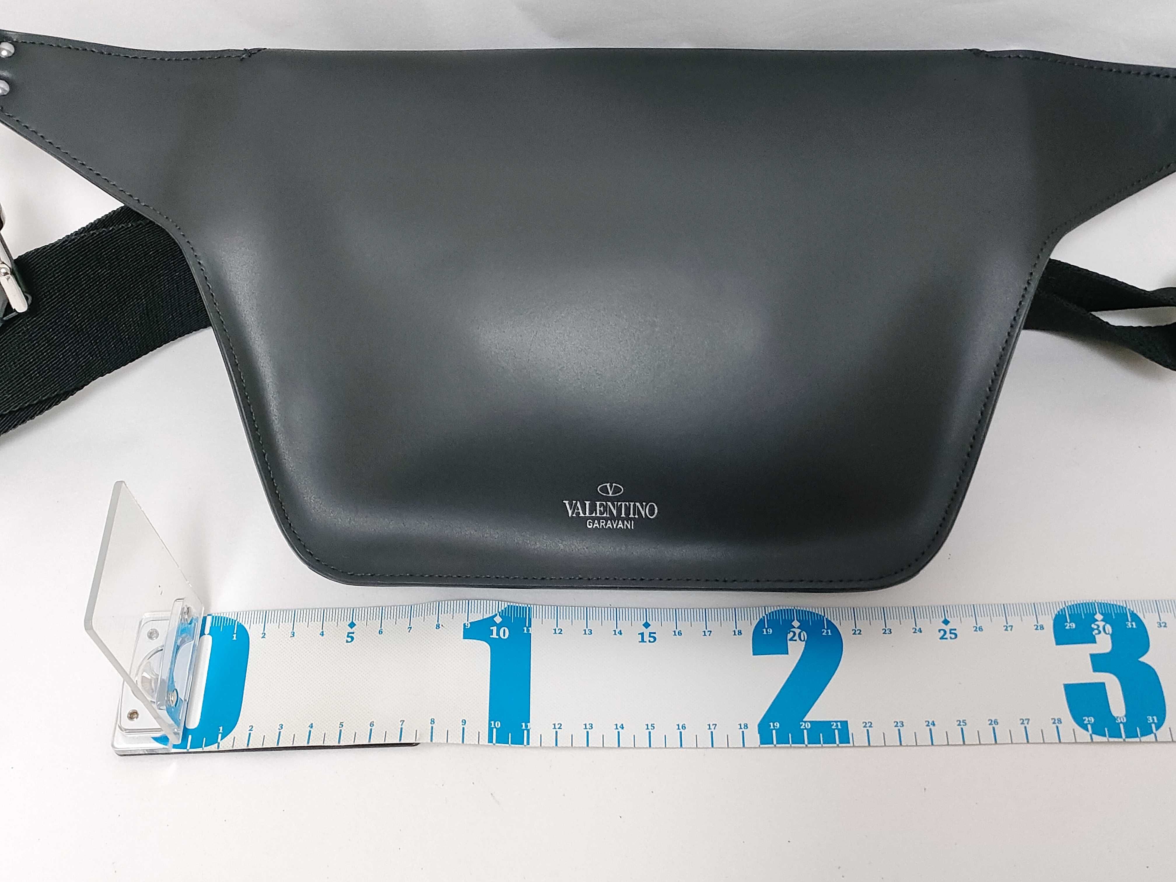 logo print leather body bag — view 2