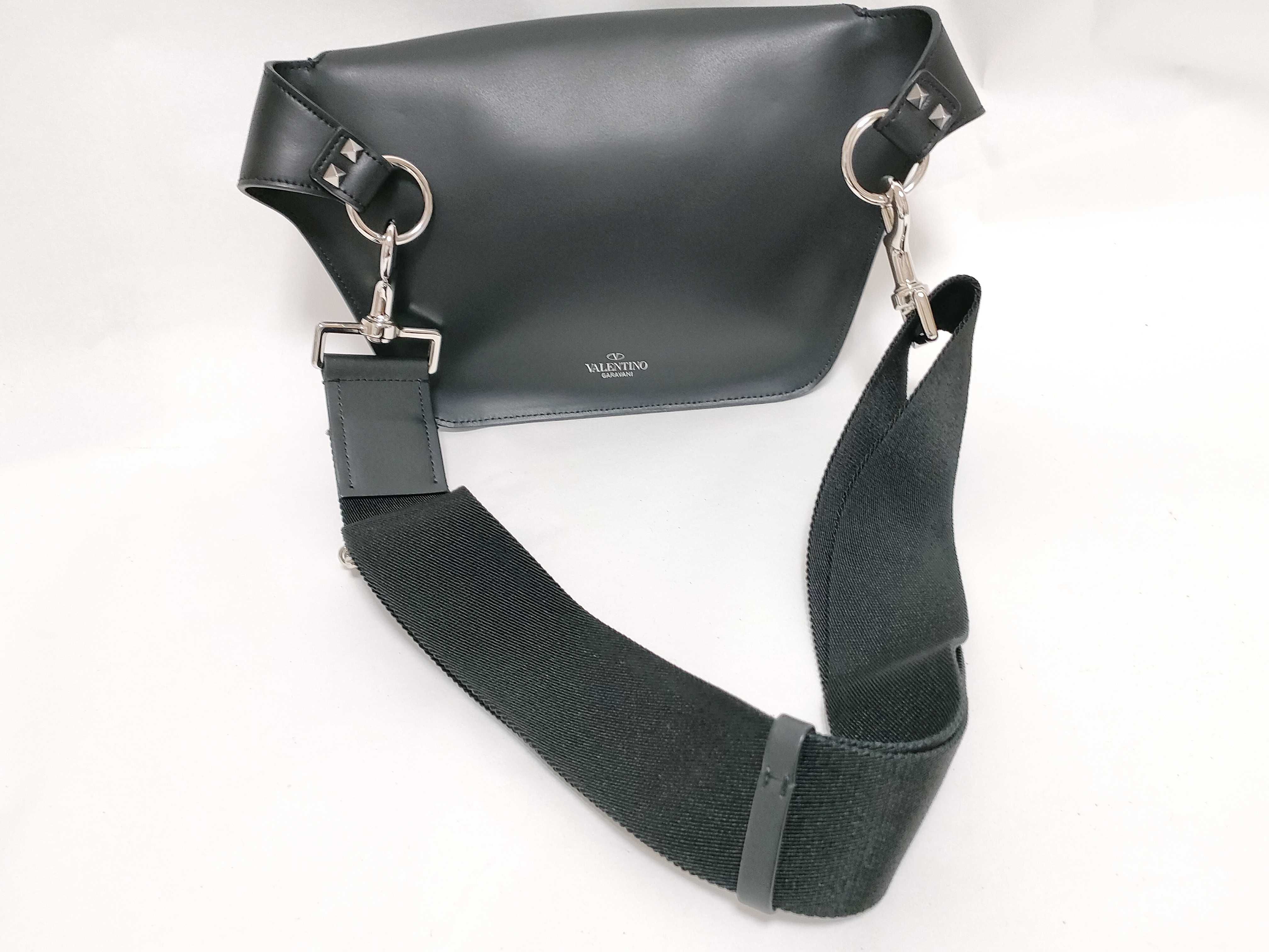 logo print leather body bag — view 3