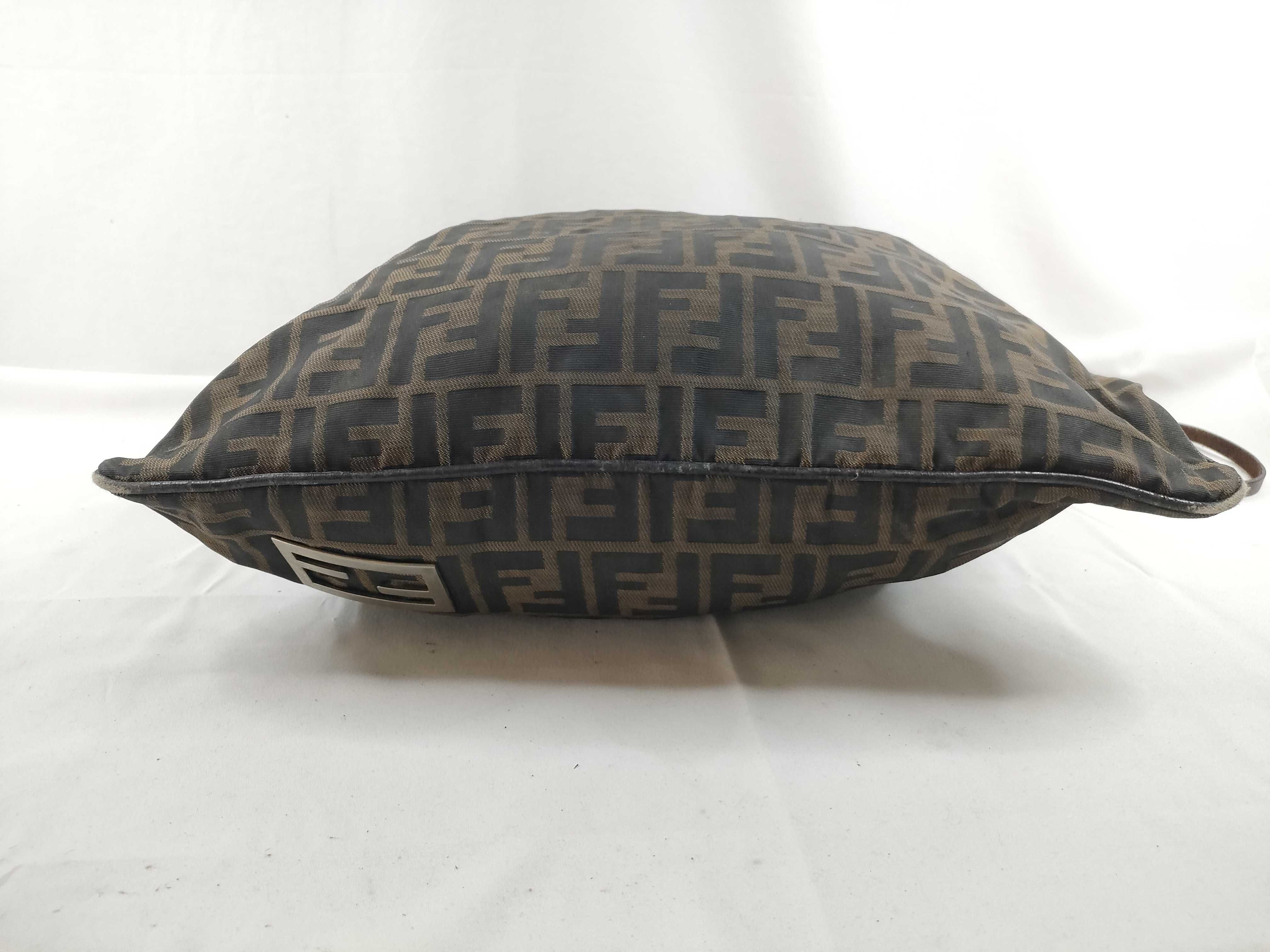 One-Shoulder Bag — view 4