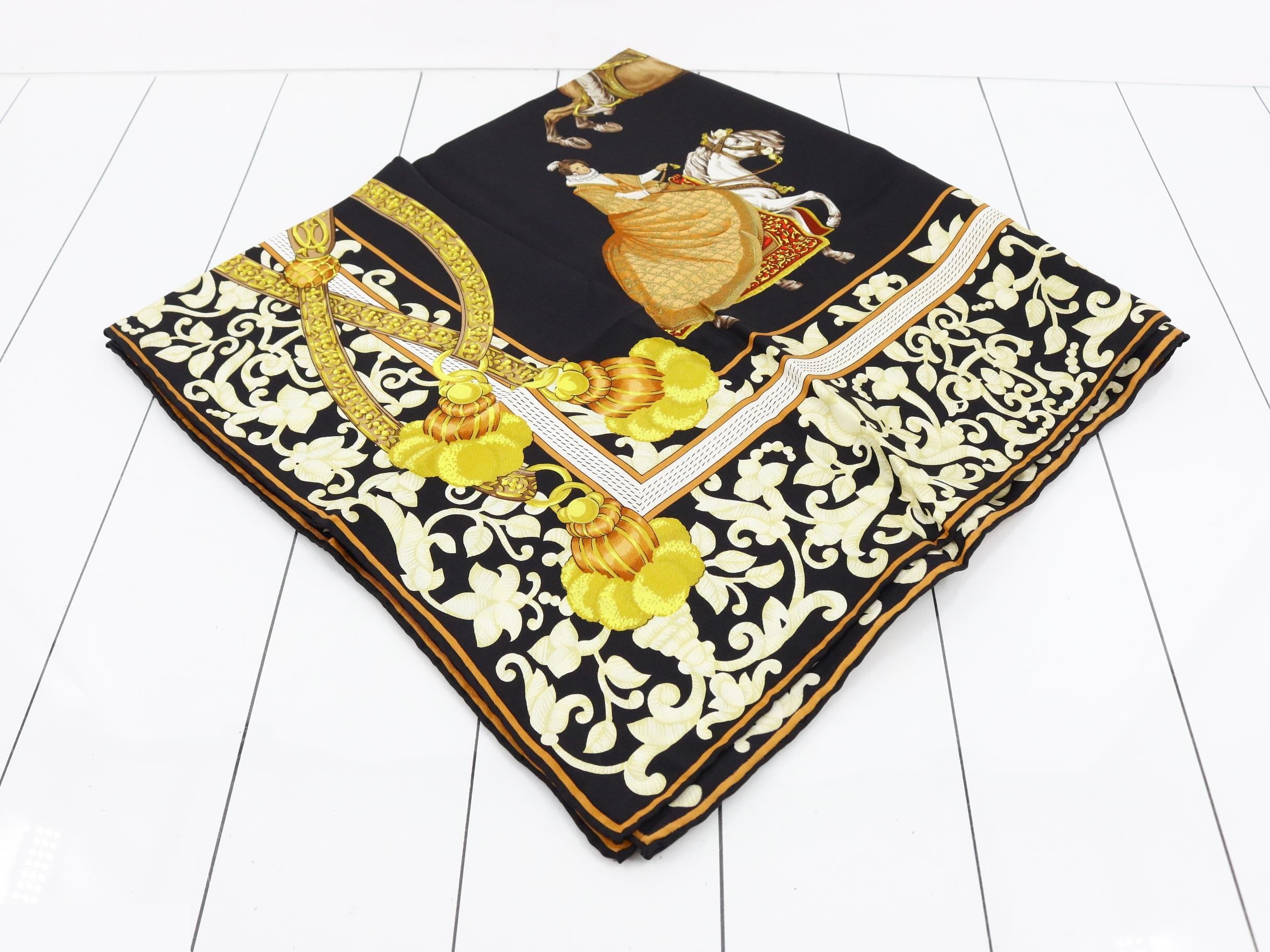 scarf — view 2