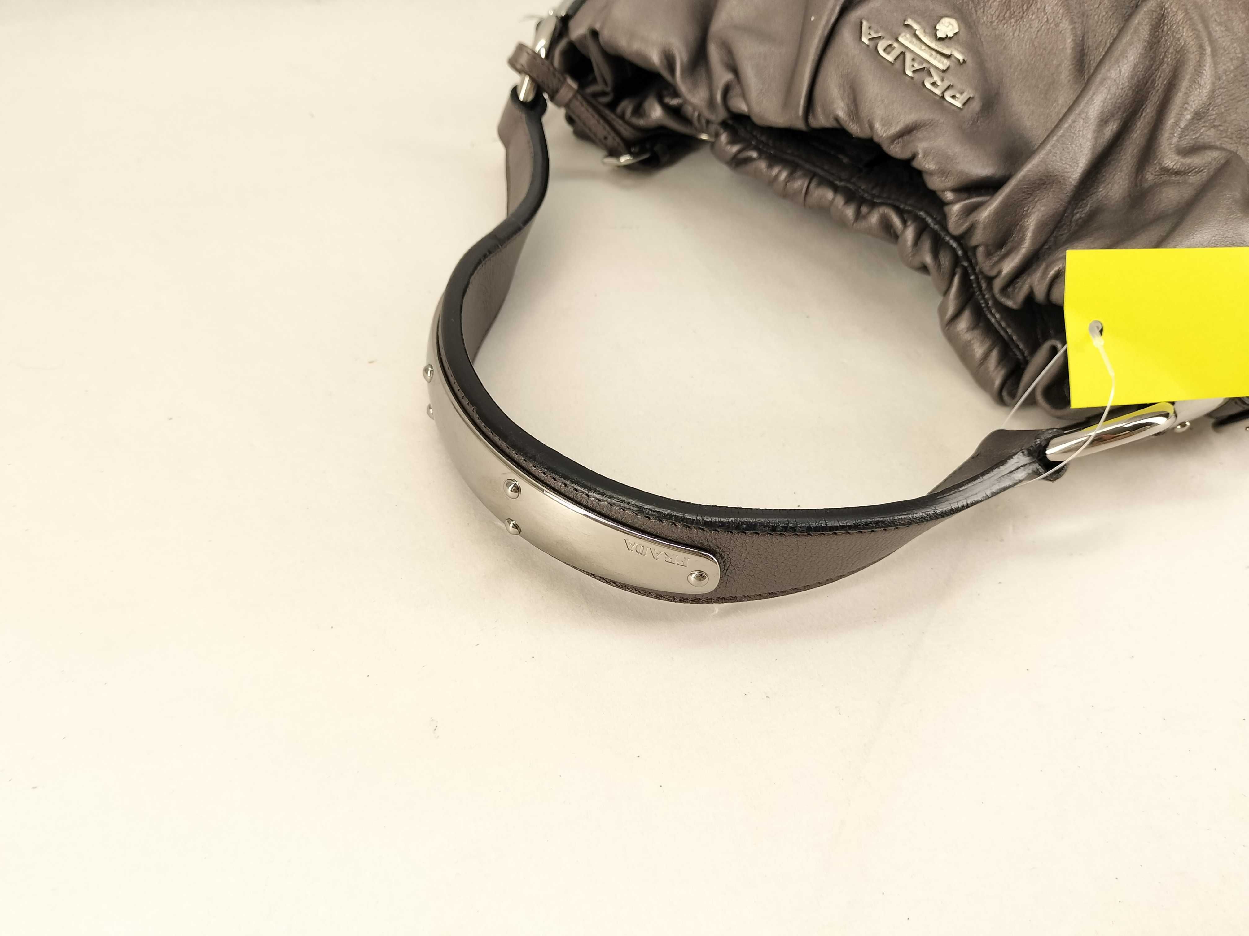 All-Leather One-Handbag Shoulder Bag — view 3