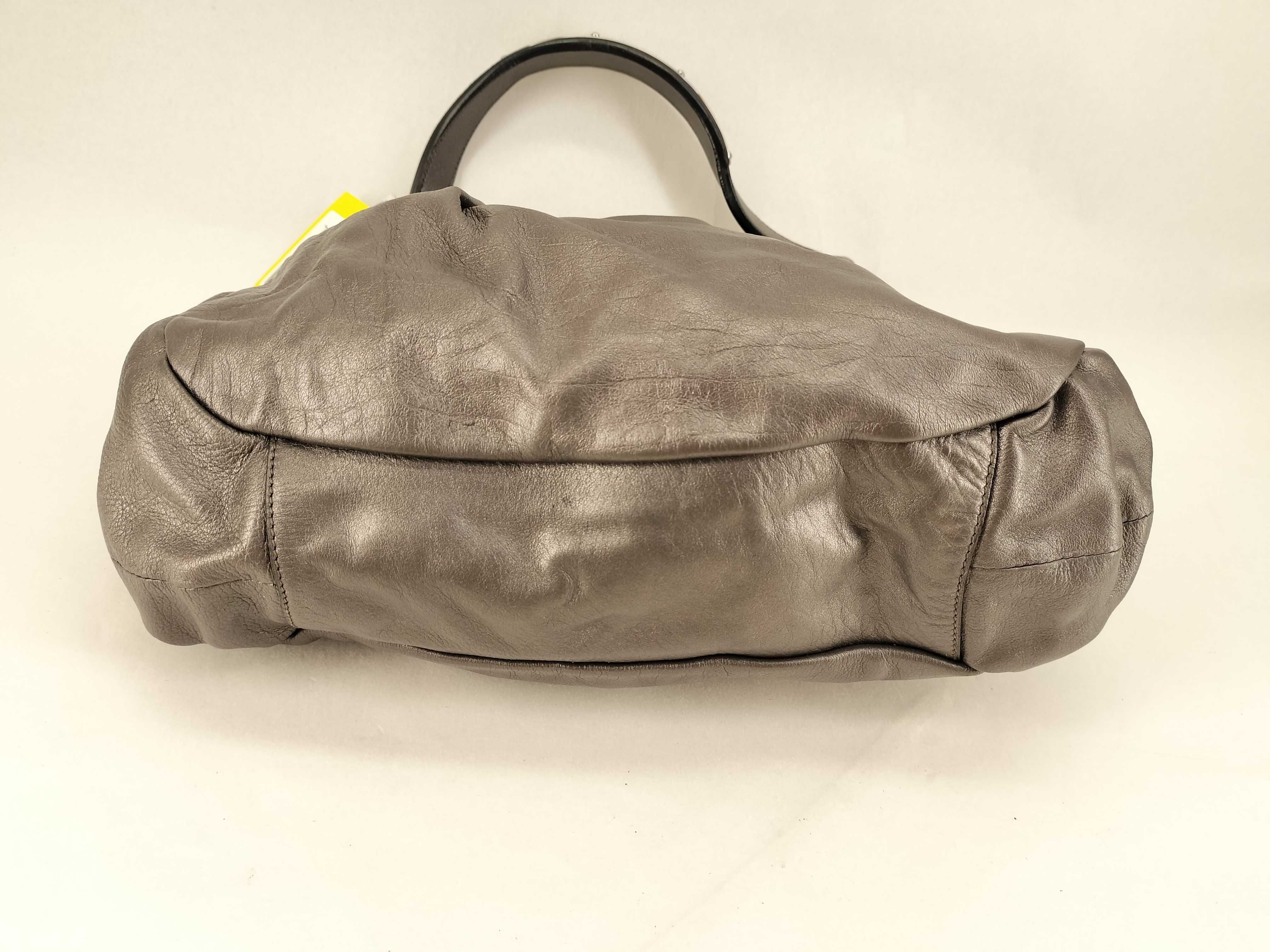 All-Leather One-Handbag Shoulder Bag — view 6