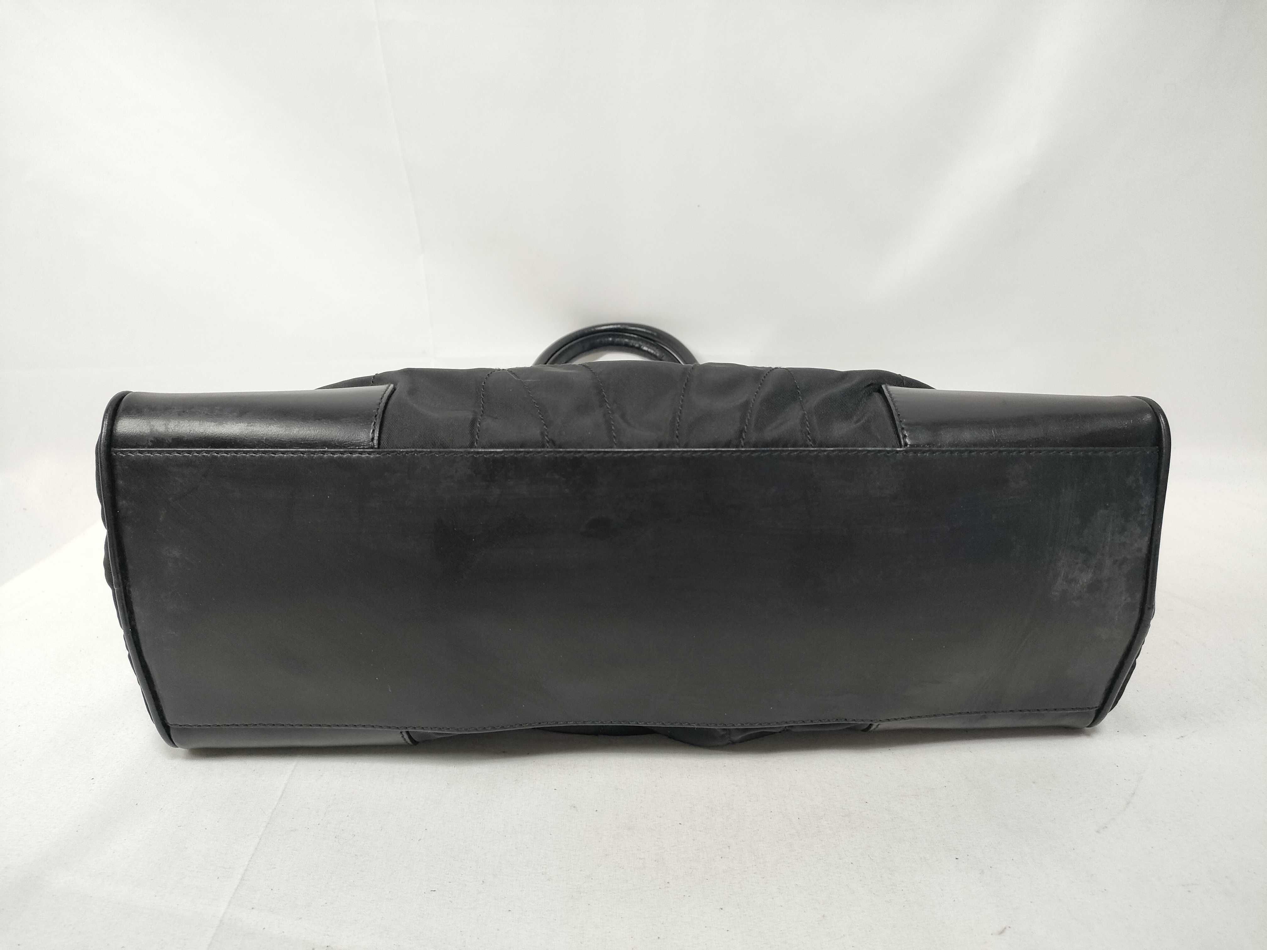 Nylon Leather Logo Embossed Quilting Bowling Bag Boston Bag — view 3