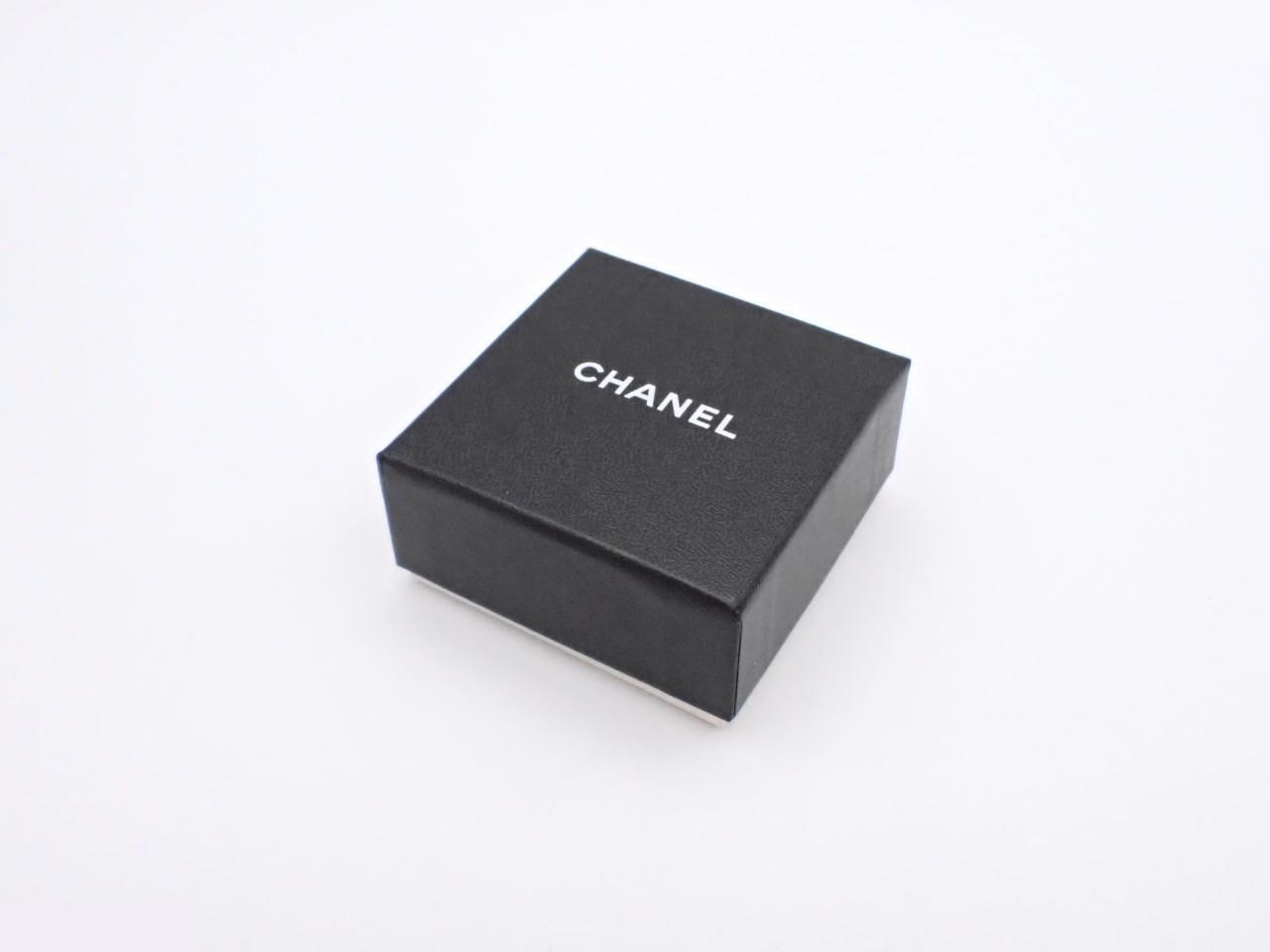 Punched Coco Mark Earrings — view 4