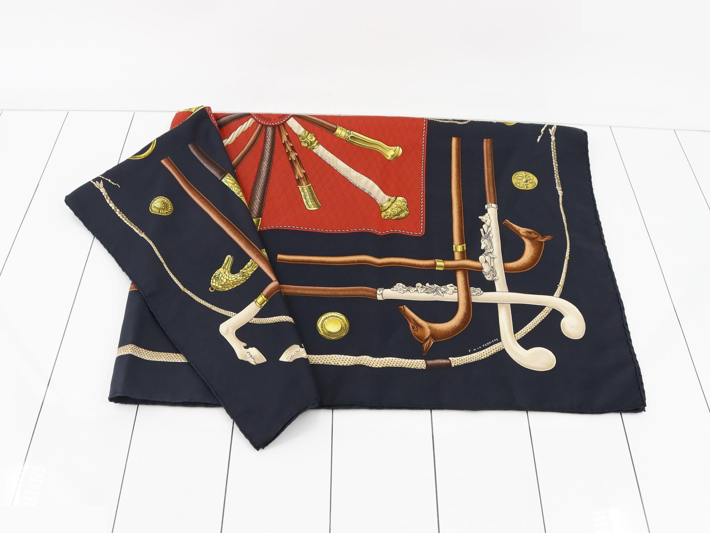 scarf — view 3