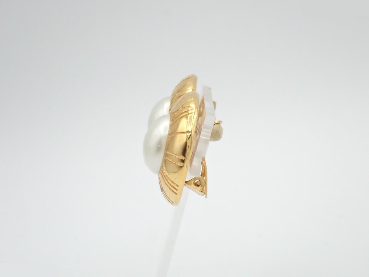 pearl gold necklace — view 3