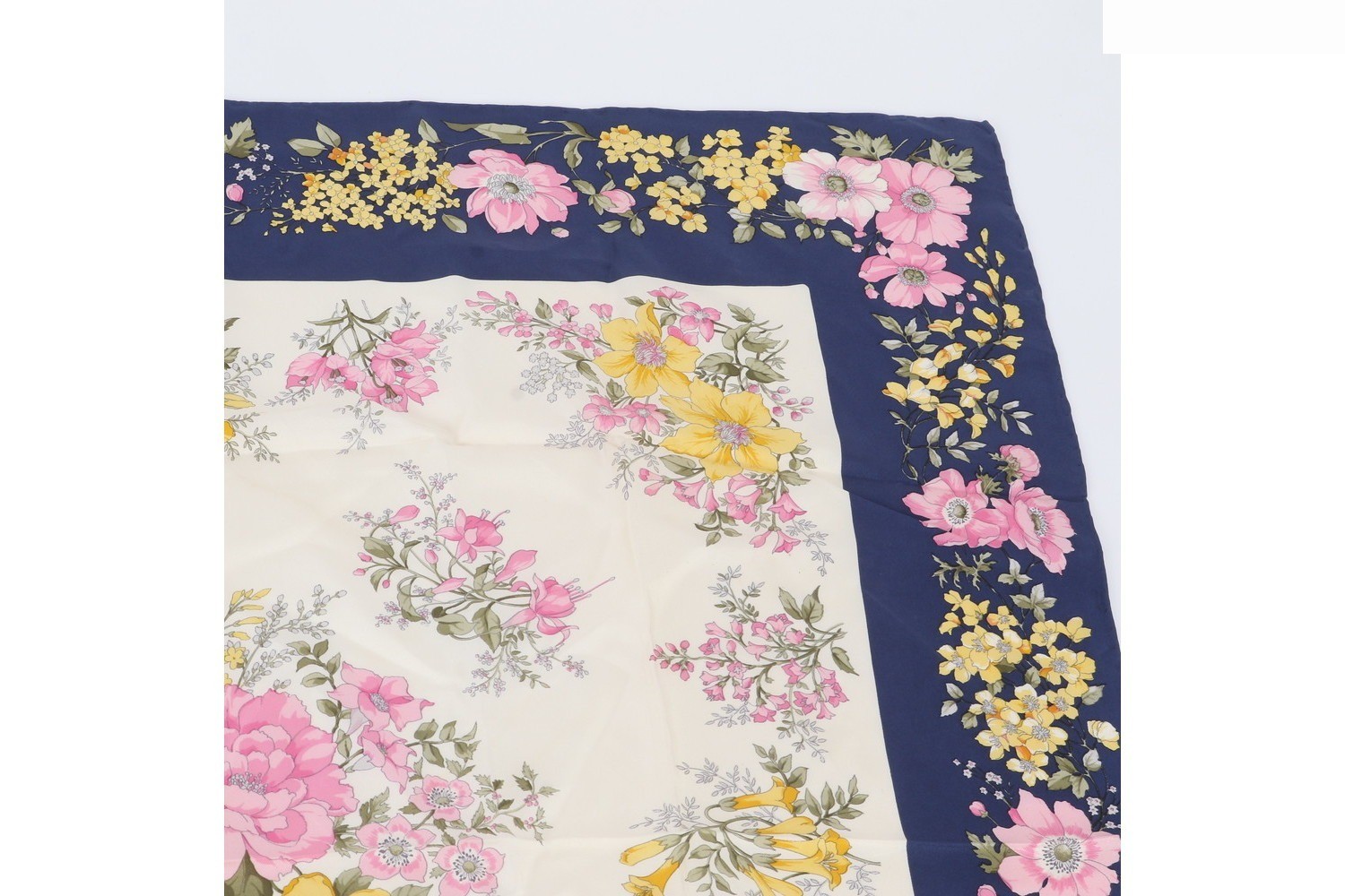 Floral scarf — view 3