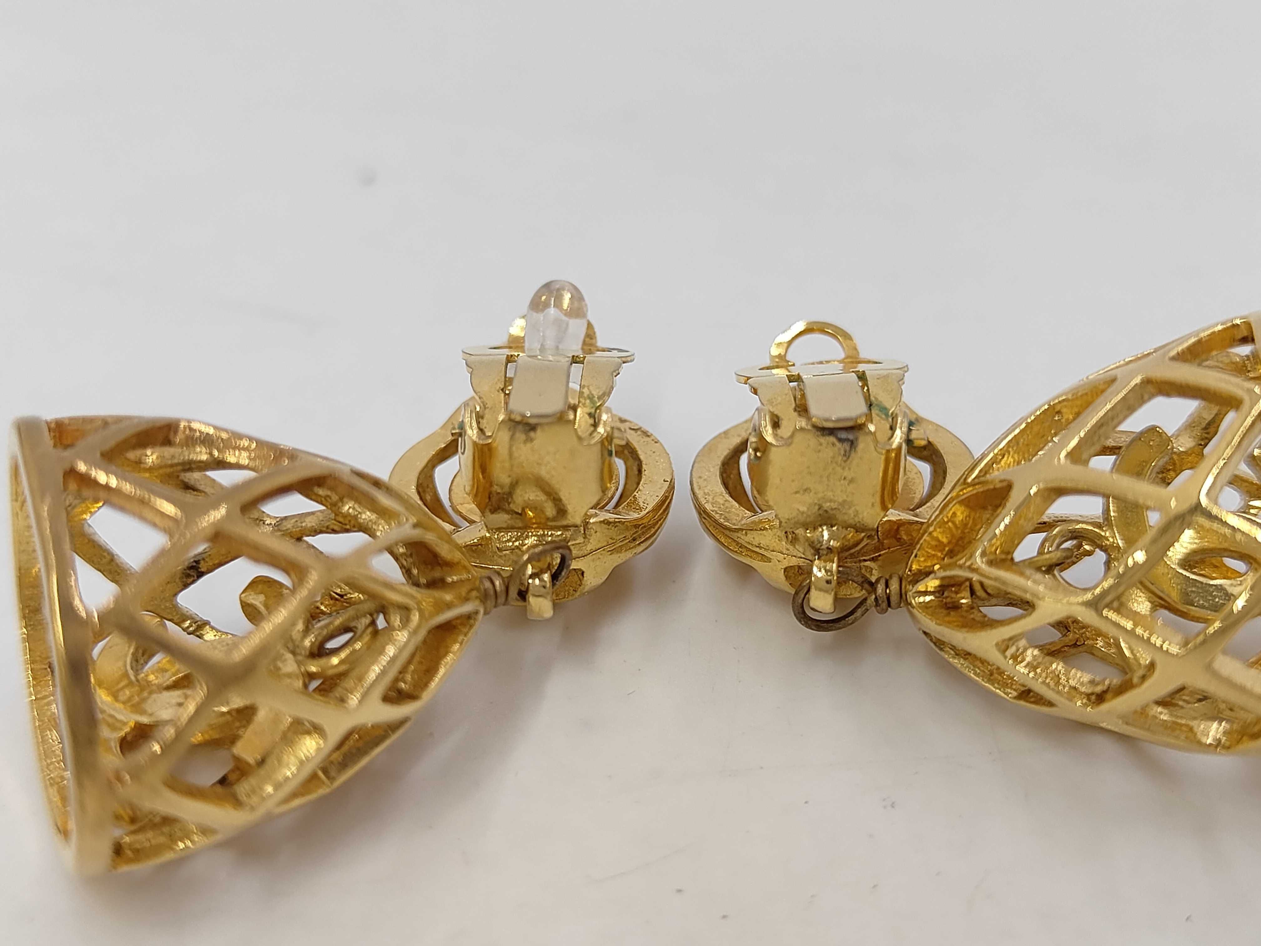 Coco Mark Birdcage Motif Gold Earrings — view 5