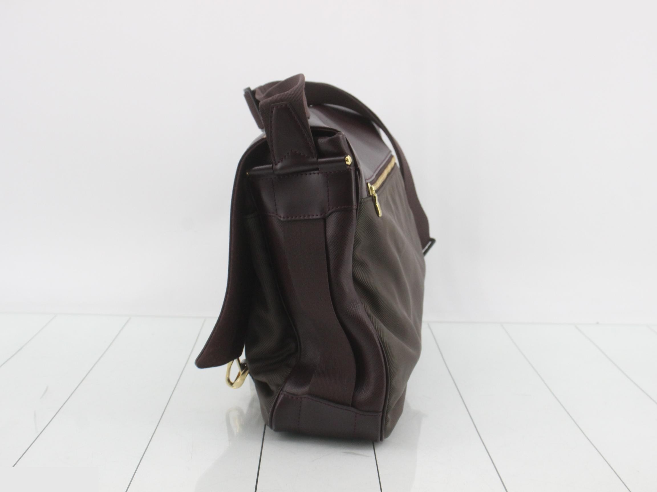 Taiga Delsu Artoise Shoulder Bag — view 3