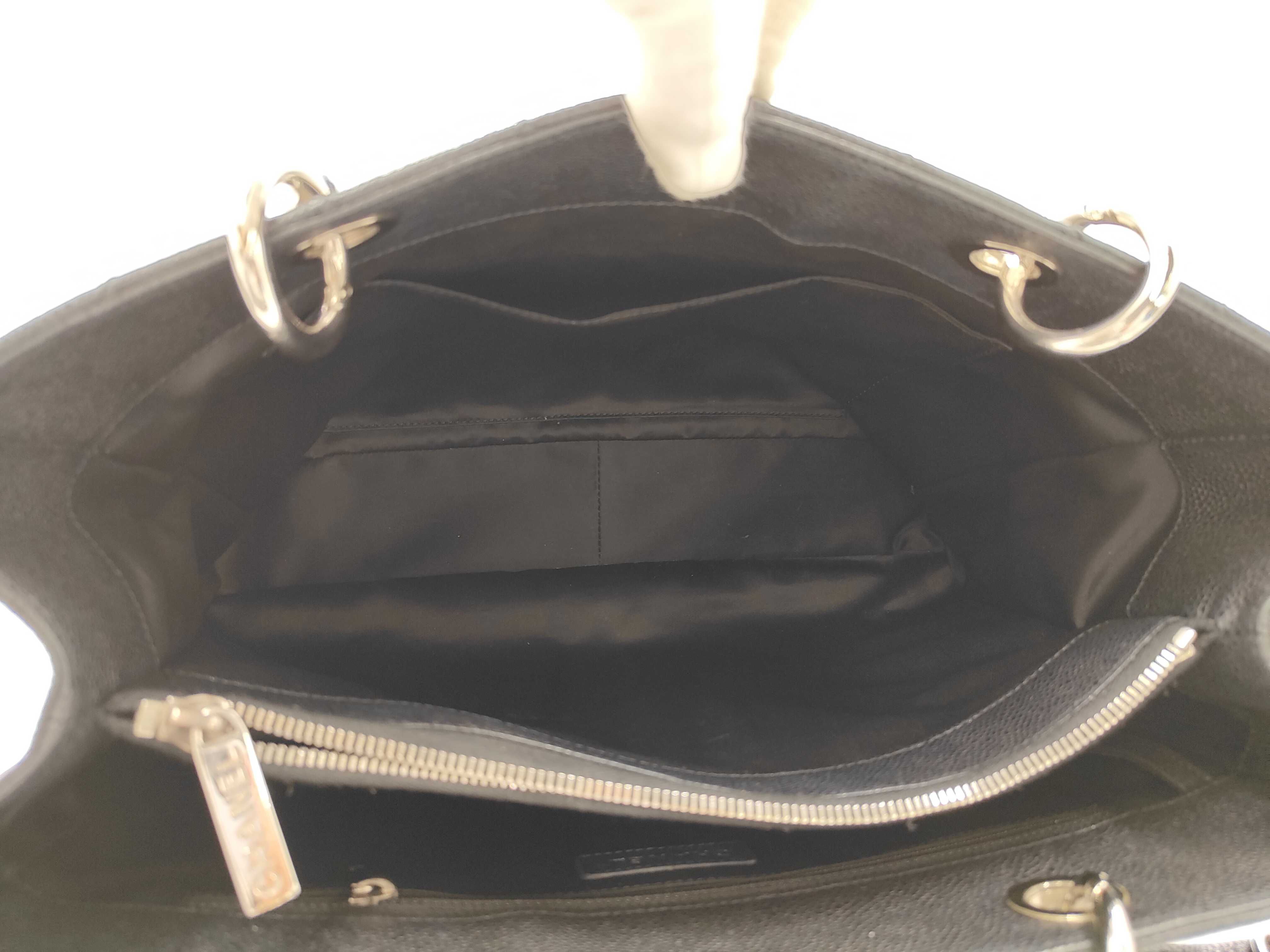 GST Chain Tote Bag, Caviar Leather, Black, No. 14 (Tote Bag) — view 10