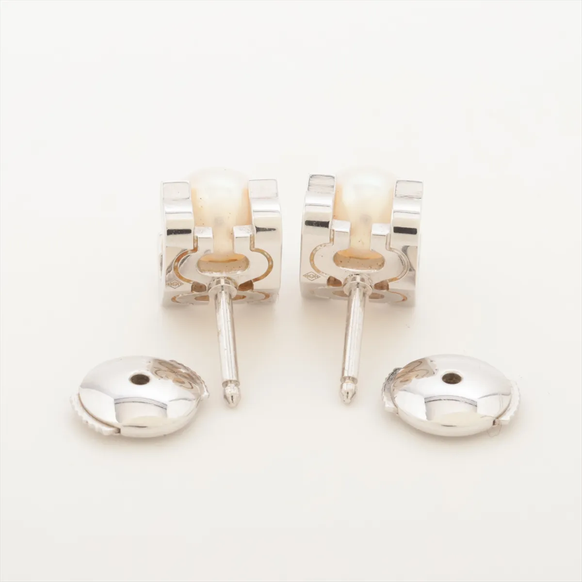 C de Cartier Pearl Earrings, 750 (WG), 4.7g, approx. 6.5mm, ZL7620, Pearl stains. — view 4