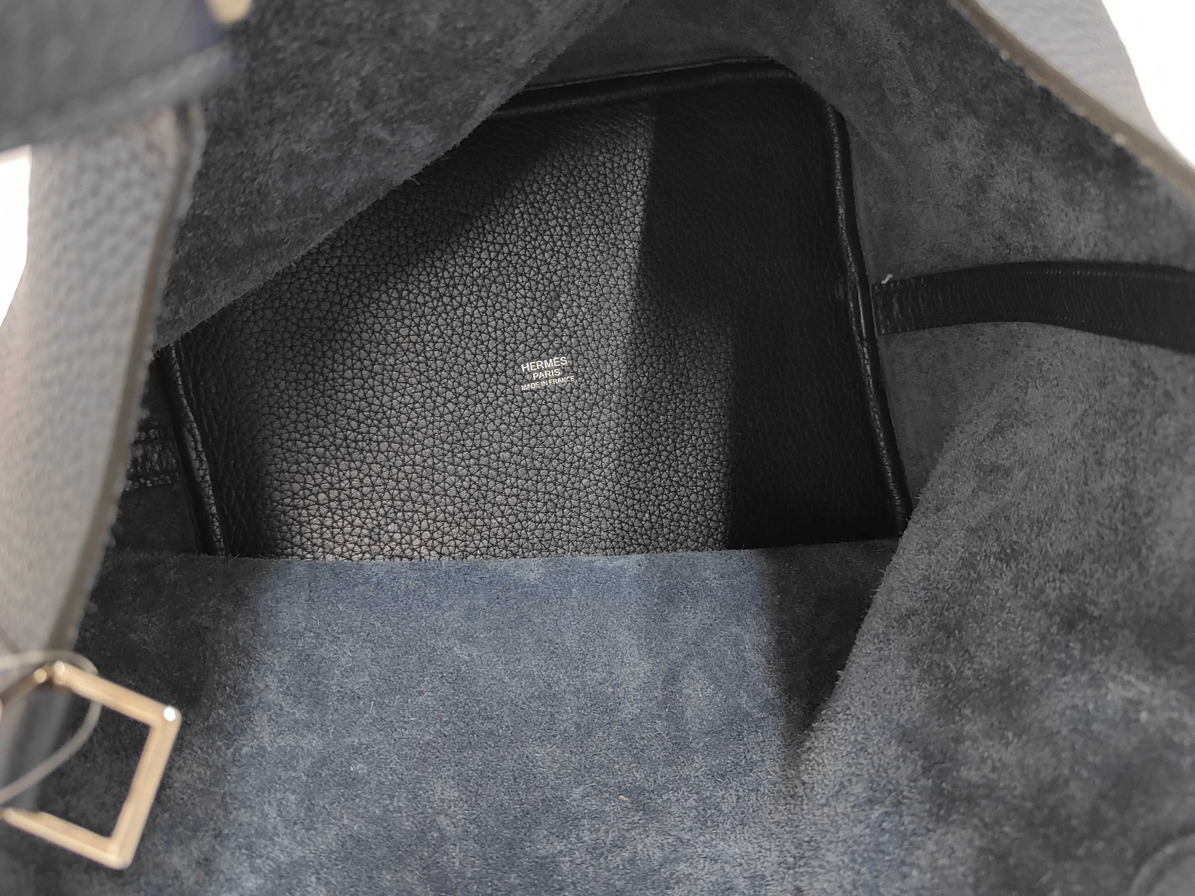 Picotin Lock MM Taurillon Leather, Blue Nuit, X Stamp, Silver Handbag — view 9