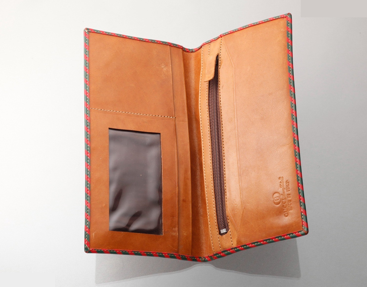 Old Gucci wallet — view 3
