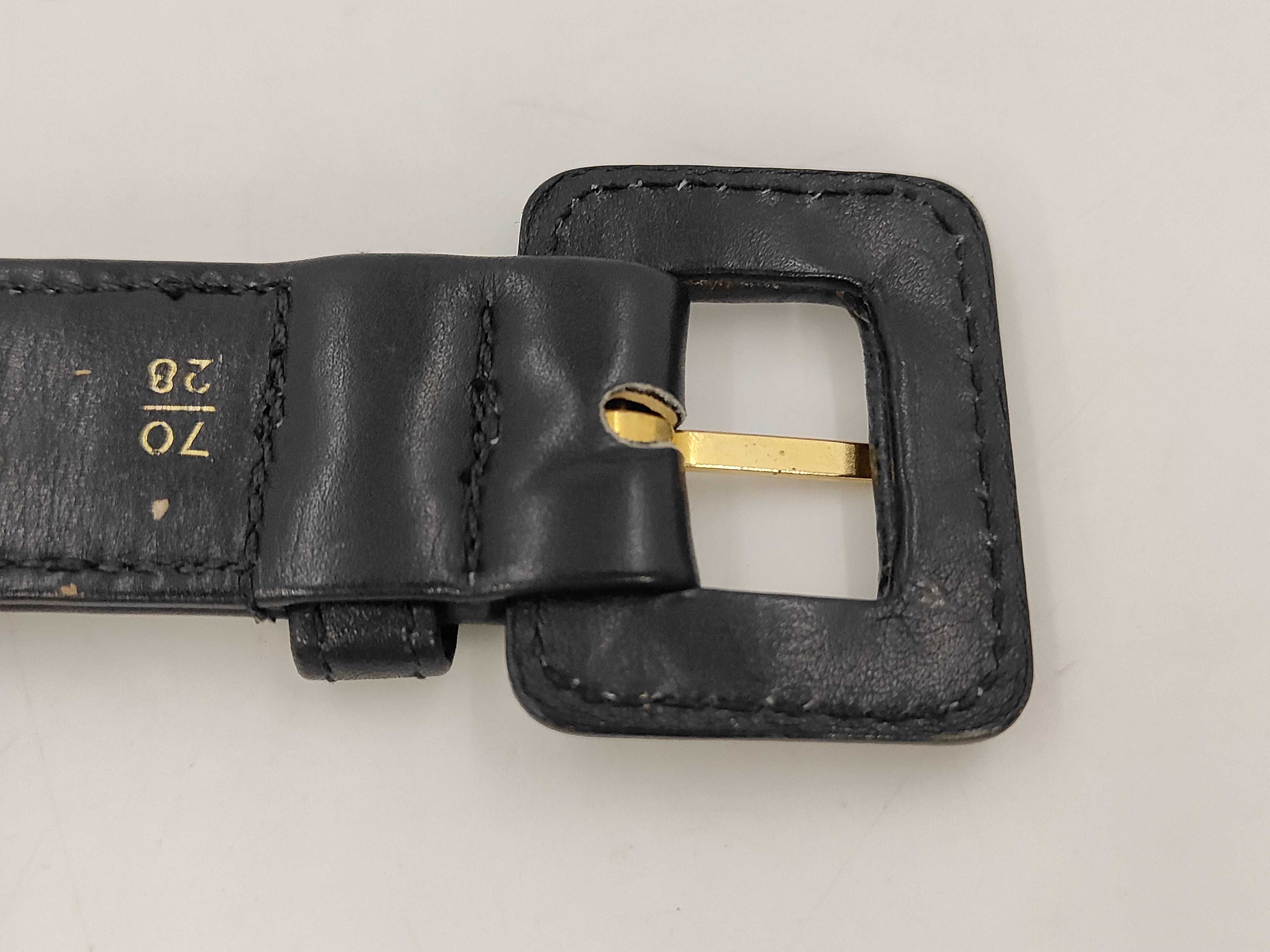 Chain belt with plate charm Leather black x gold color ♯70/28 belt — view 4