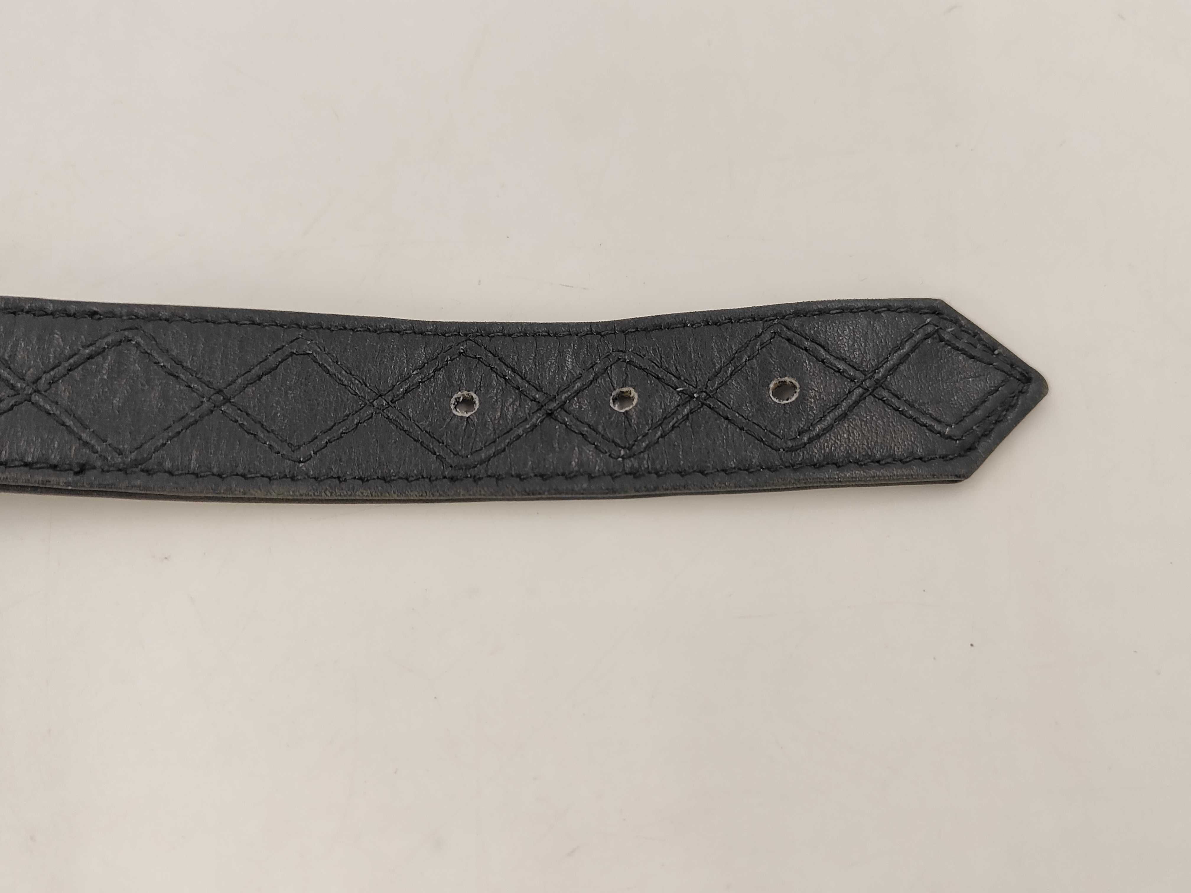 Chain belt with plate charm Leather black x gold color ♯70/28 belt — view 6