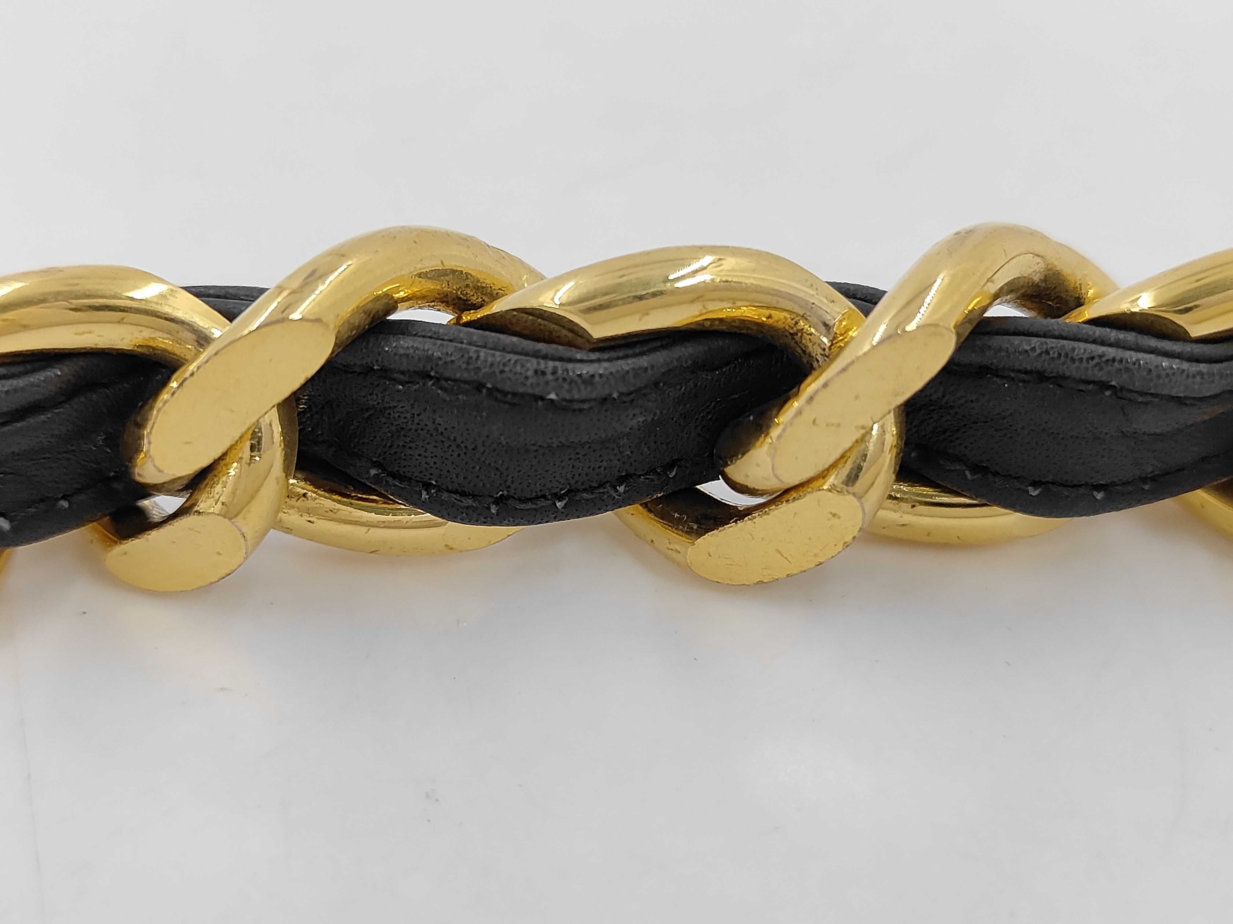 Chain belt with plate charm Leather black x gold color ♯70/28 belt — view 8