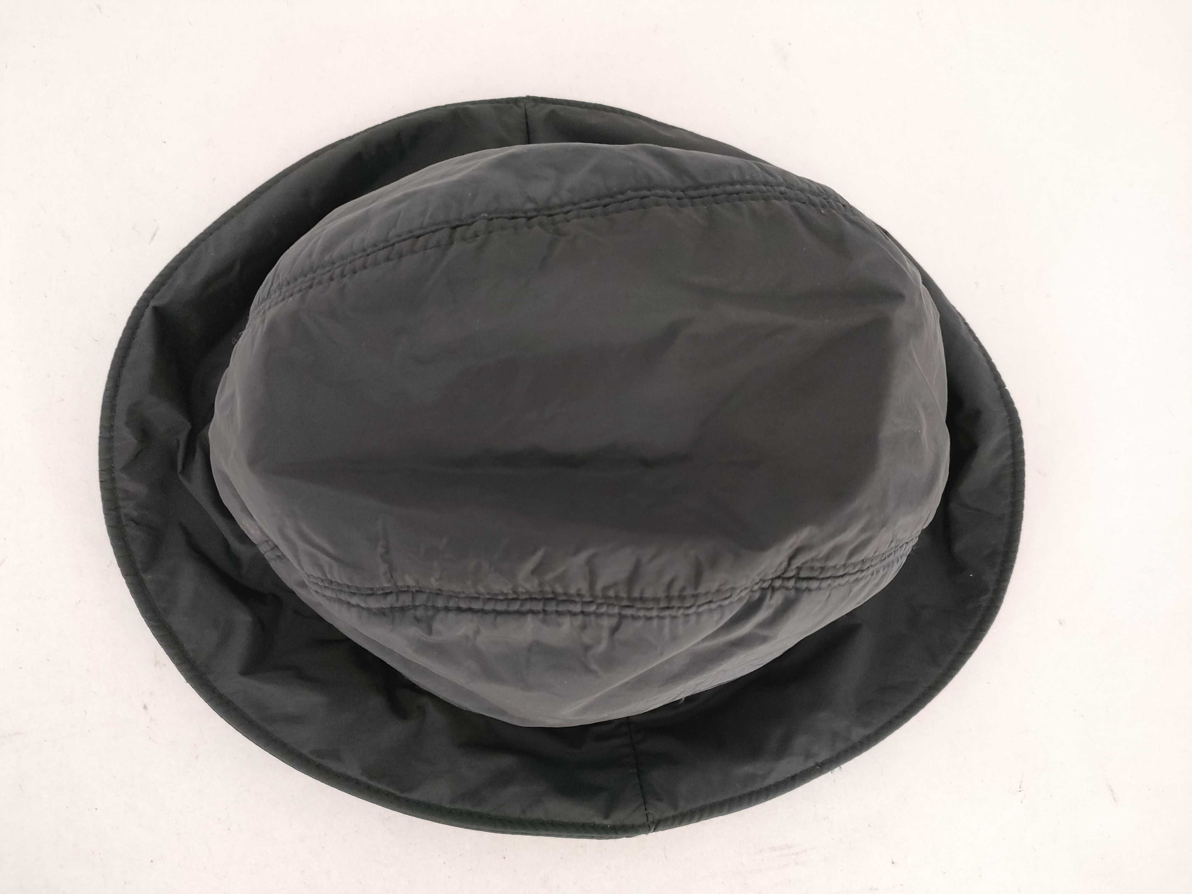 hats and other accessories — view 4
