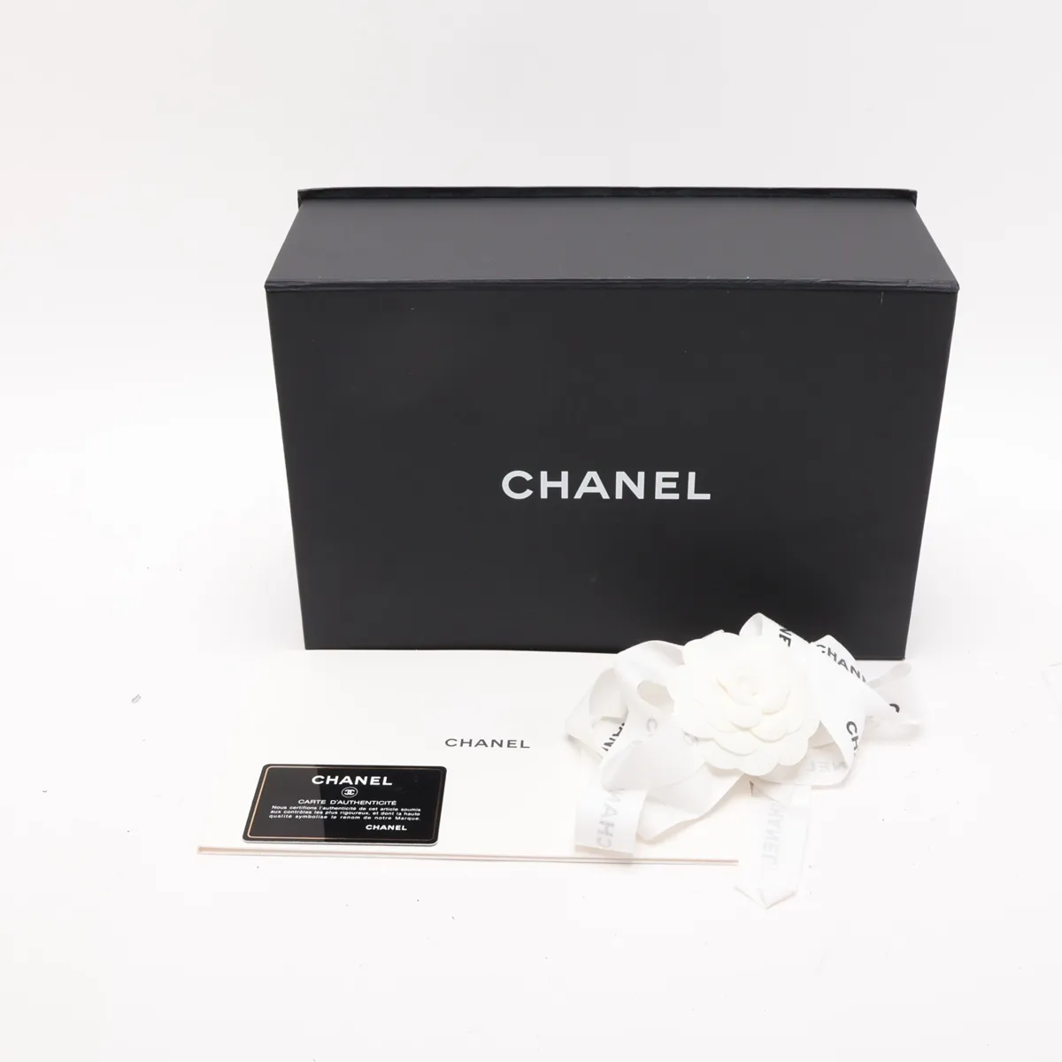 Boy Chanel 25 Lambskin Chain Shoulder Bag, Chevron V-stitch, Yellow, Gold Hardware, 25229998, Serial Number 25-series, A67086 — view 9