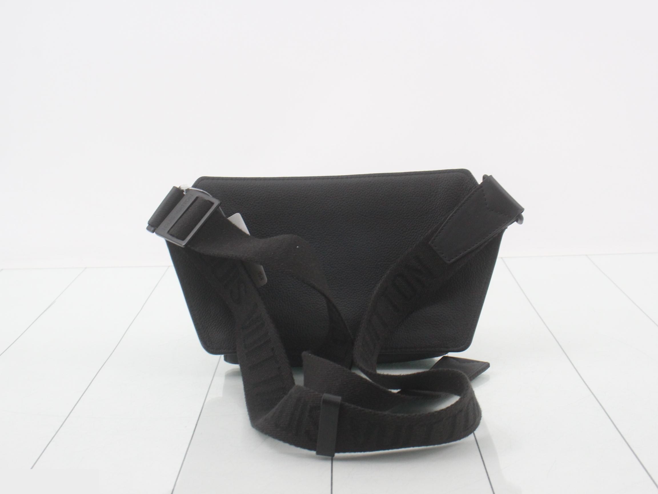 Aerogram Takeoff Sling Waist Bag M57081 — view 2