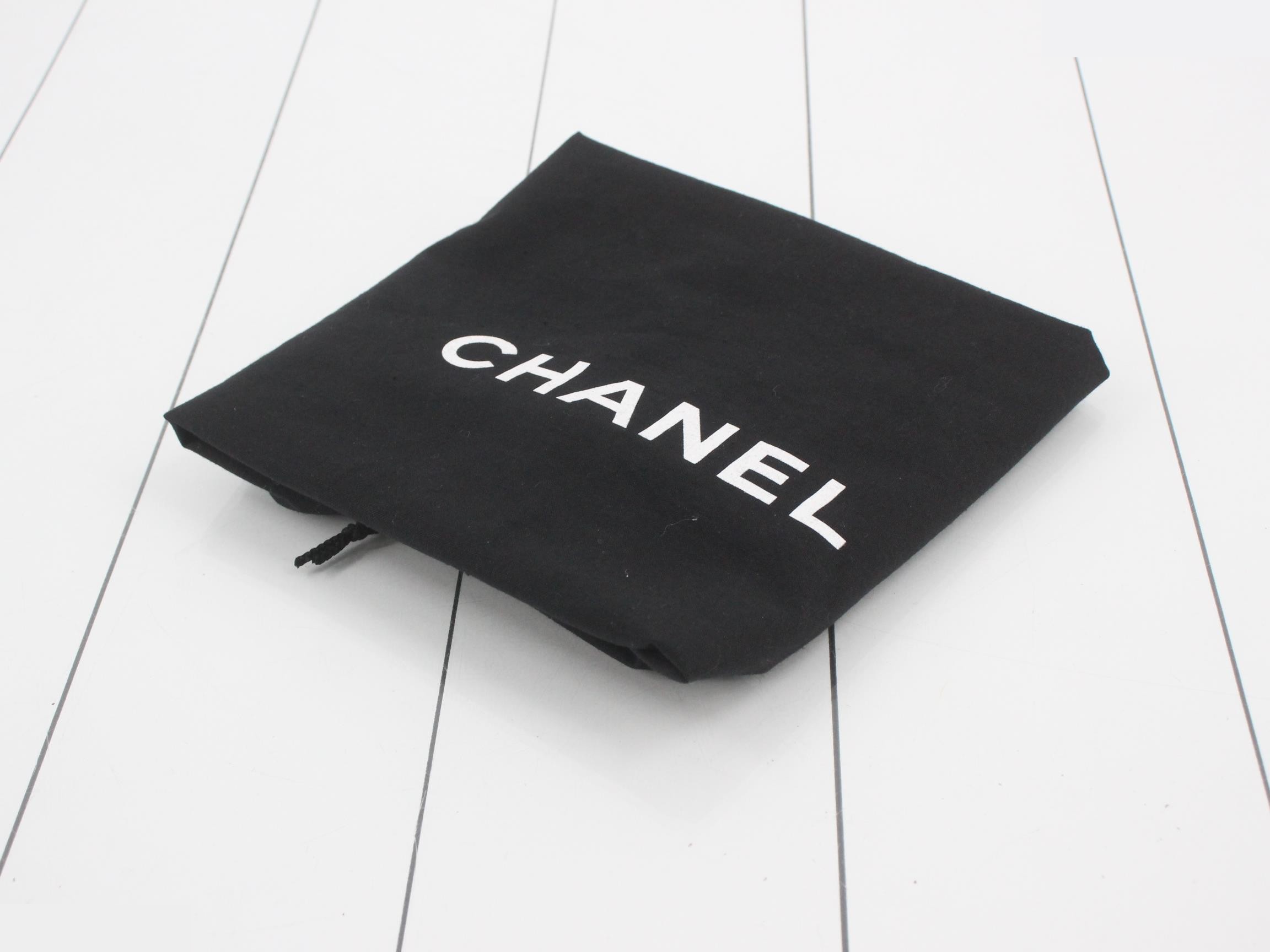 Boy Chanel Lambskin Black Chain Shoulder Bag (Serial Number 23) — view 7