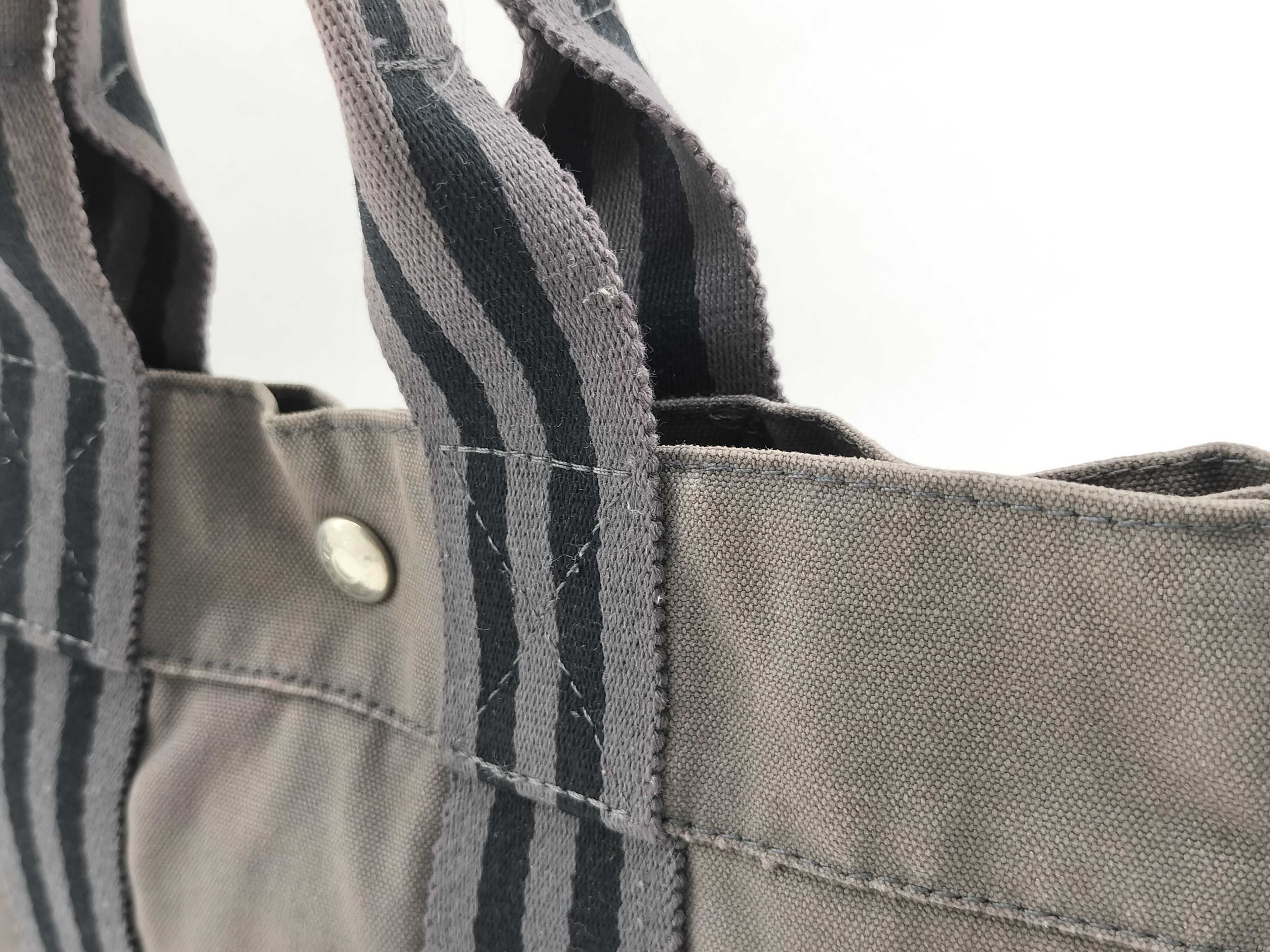 Fourre-Tout PM Tote Bag, Gray/Black Handbag — view 3