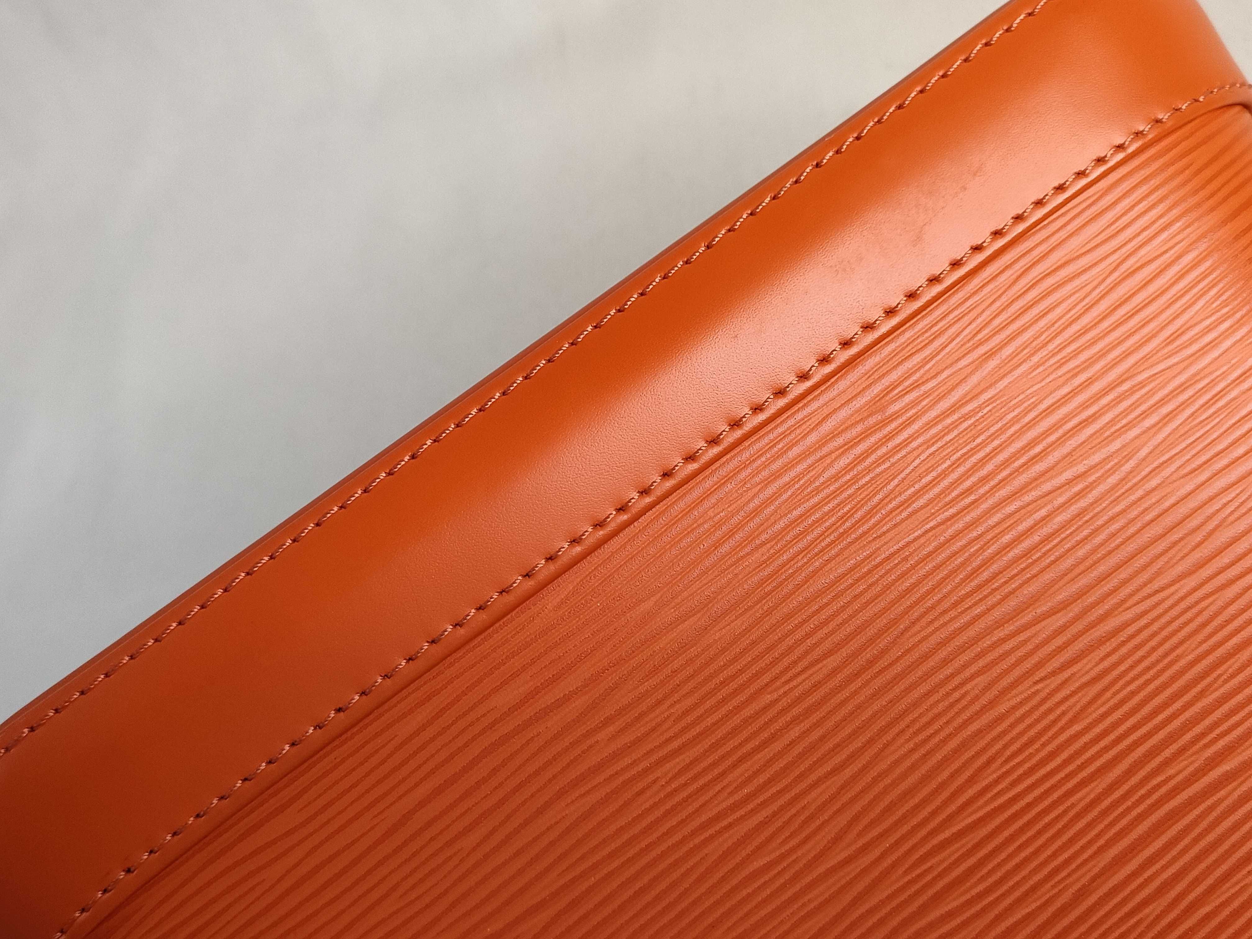 Epi TW- M40854 FL0123 Alma BB Epi Orange 2-way Handbag — view 15