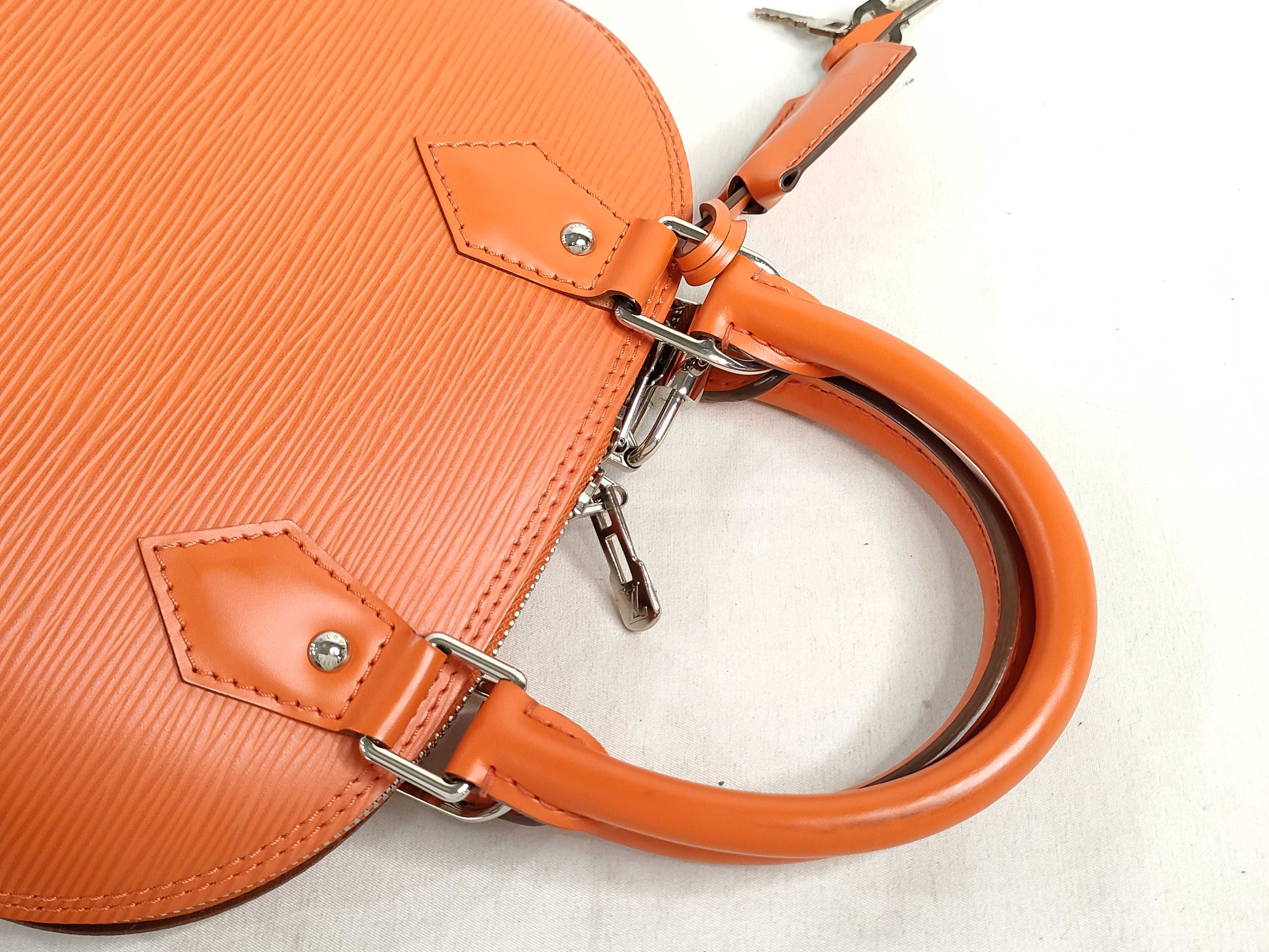 Epi TW- M40854 FL0123 Alma BB Epi Orange 2-way Handbag — view 3