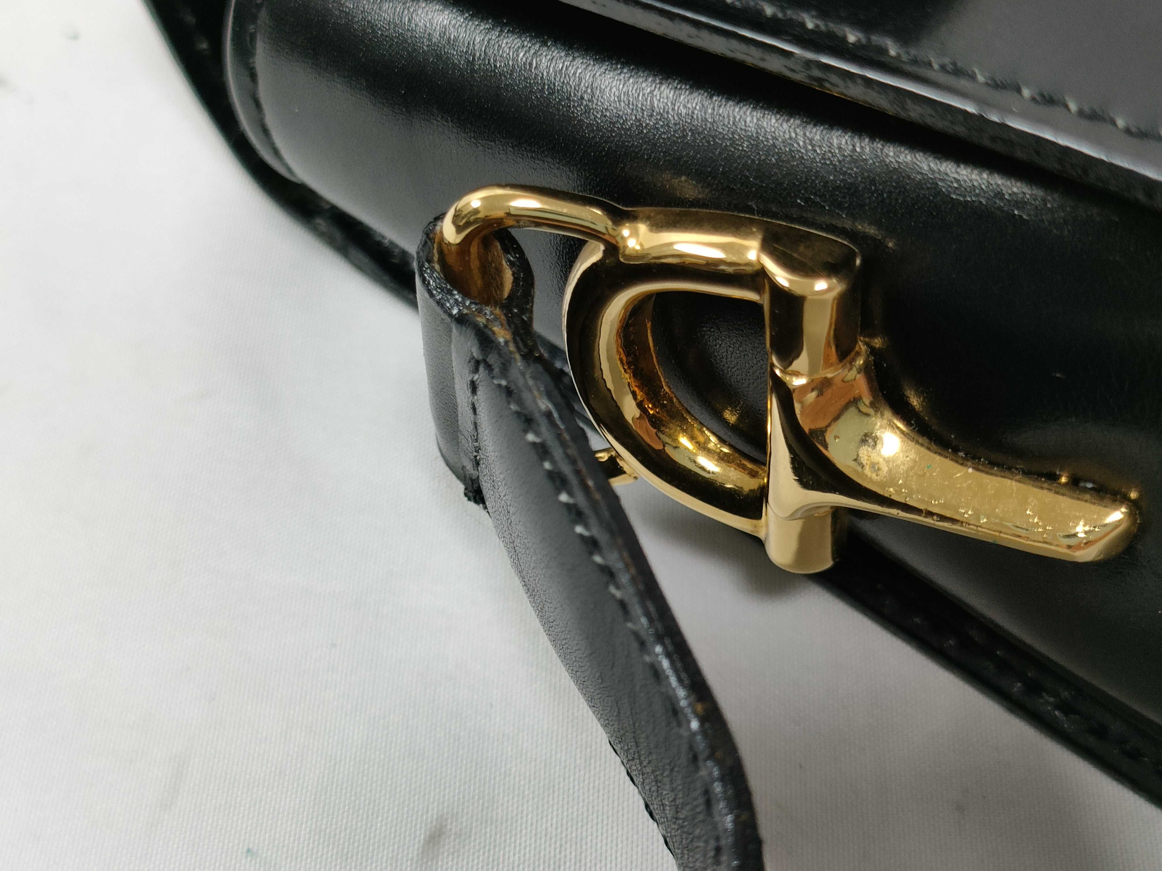 Triomphe Hardware Shoulder Bag — view 5