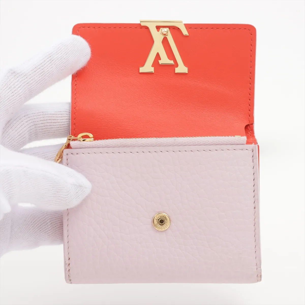 Taurillon Portefeuille Capucines XS M81420 Pink Compact Wallet RFID Reactive — view 3
