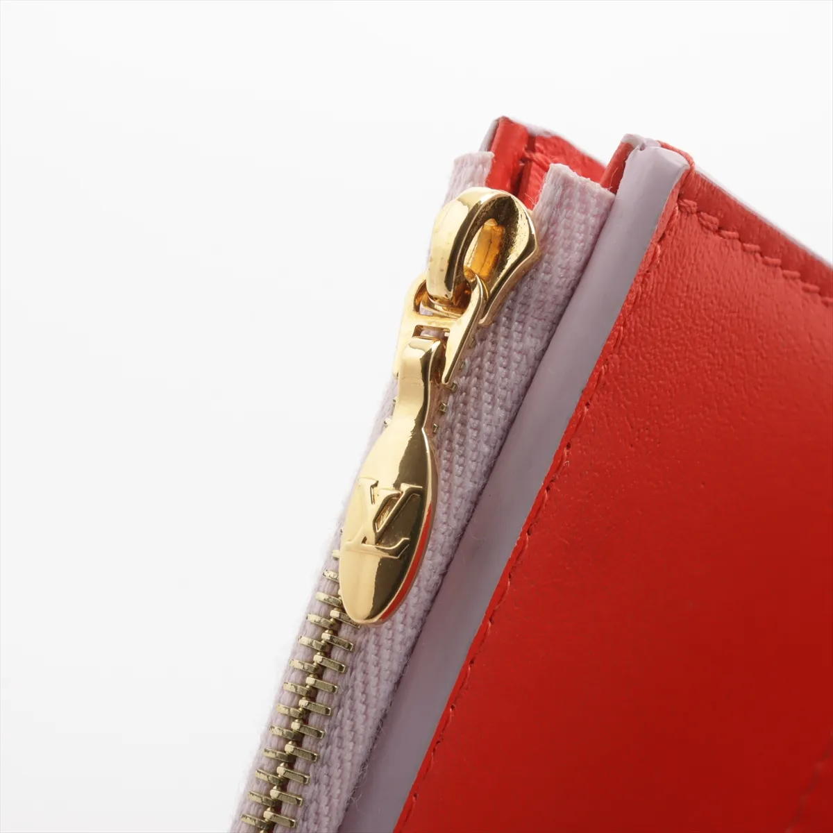Taurillon Portefeuille Capucines XS M81420 Pink Compact Wallet RFID Reactive — view 9