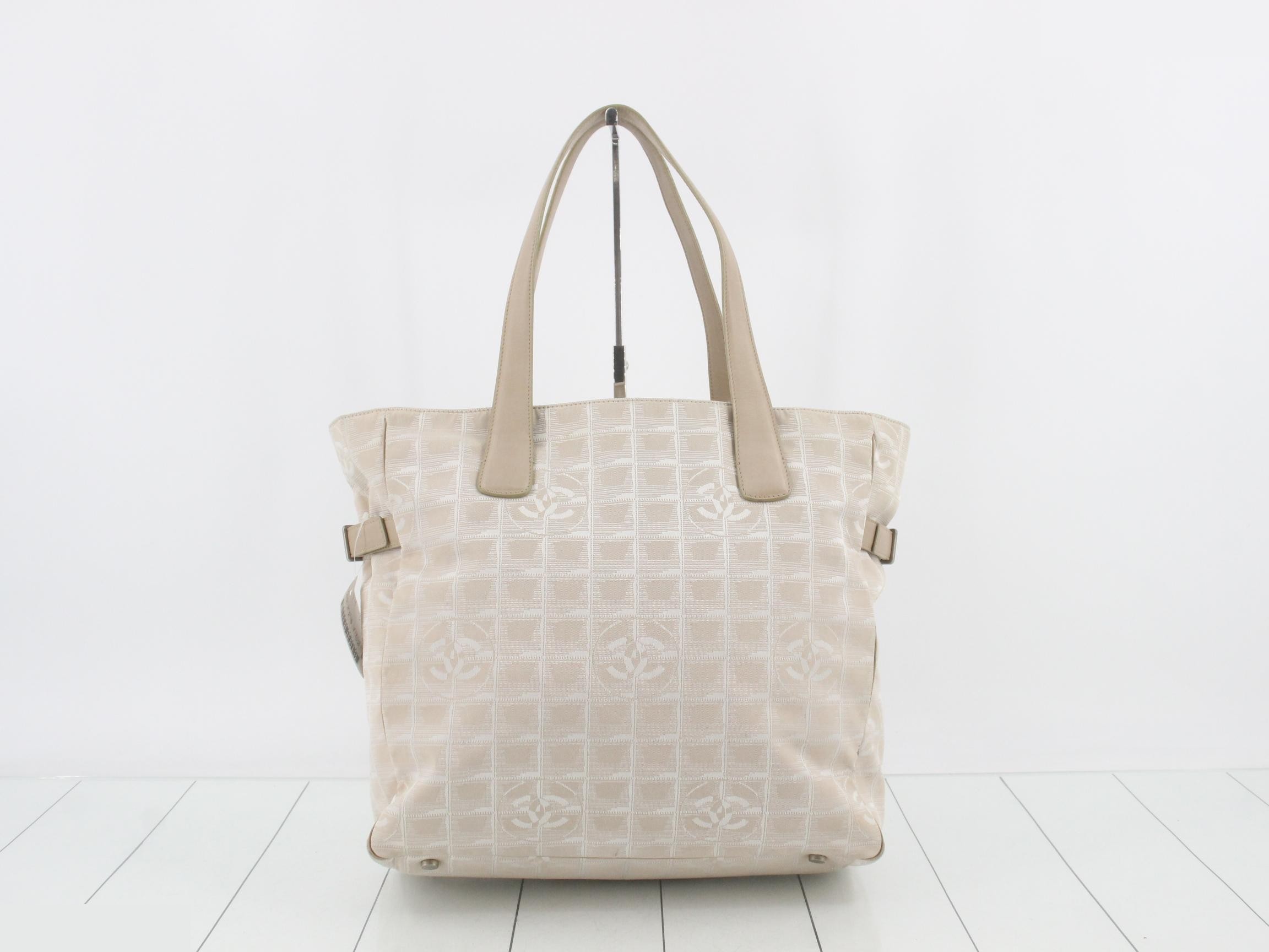 New Travel Line (Bags) - Tote Bag — view 2