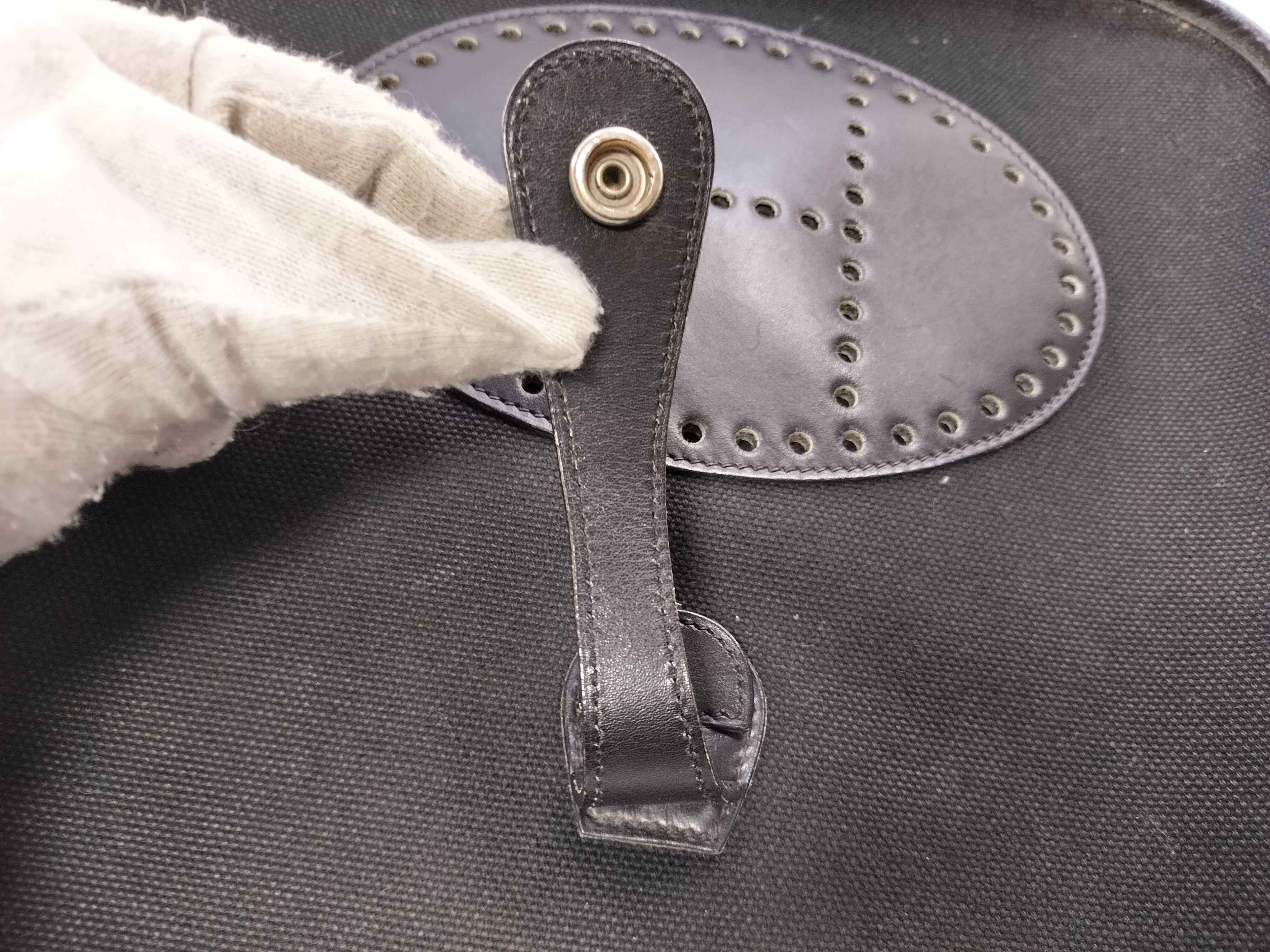 Evelyn 1 K engraved shoulder bag — view 11