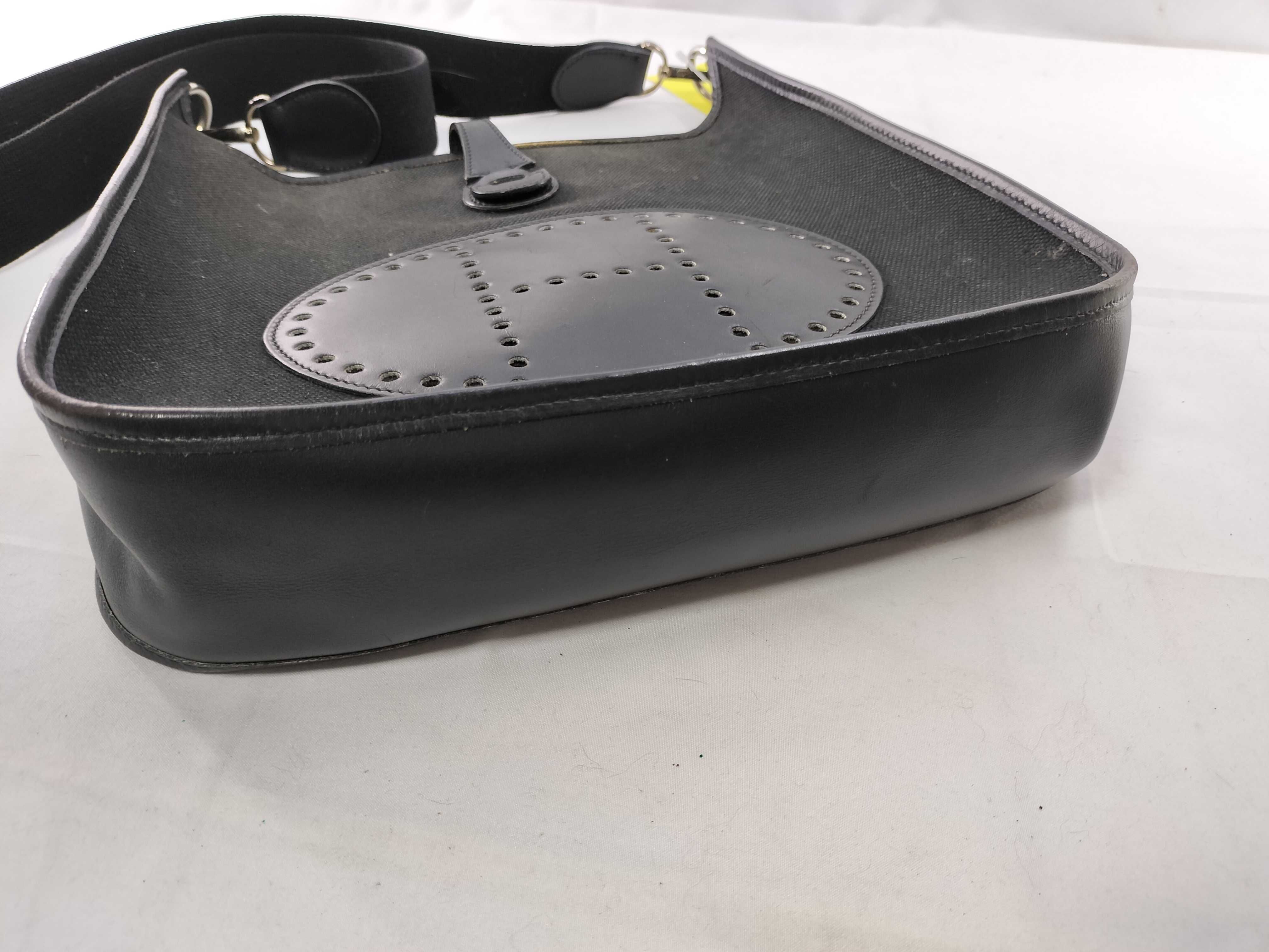 Evelyn 1 K engraved shoulder bag — view 7