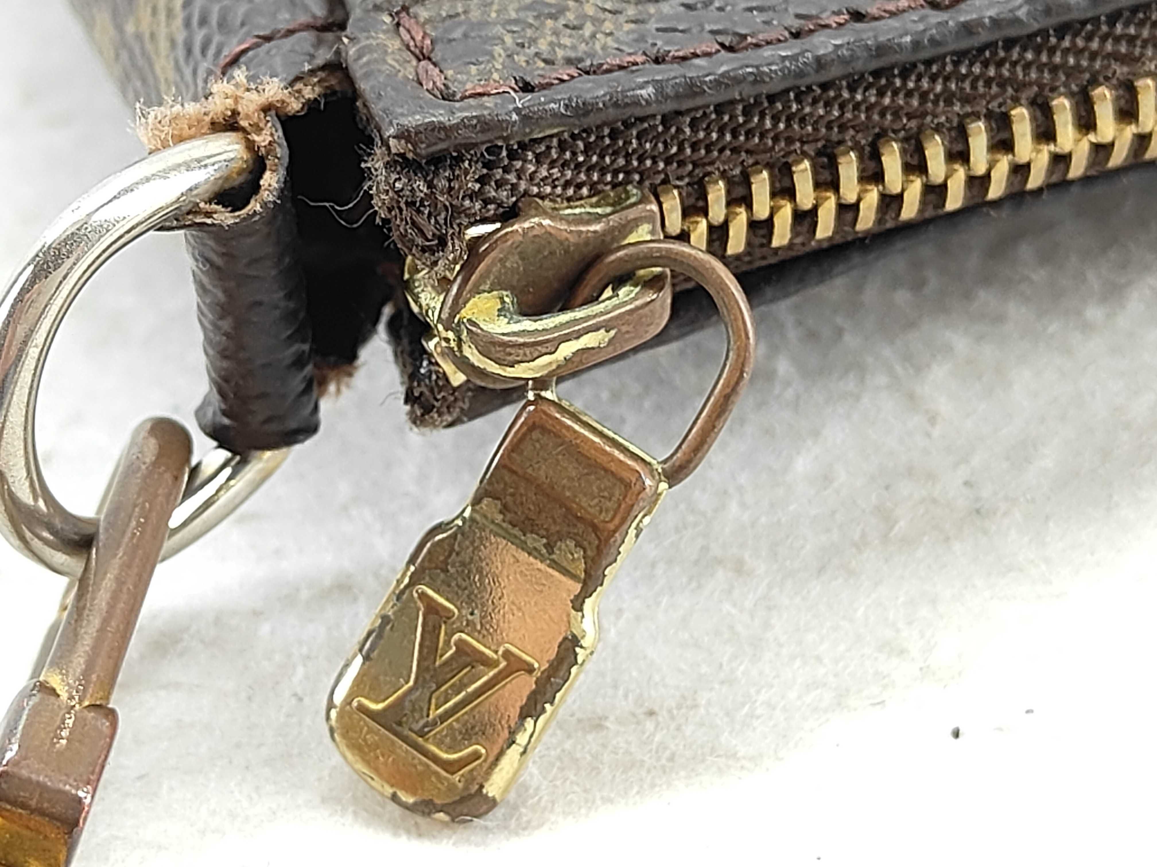 Monogram Pochette Accessoires Monogram M51980 Pouch — view 11