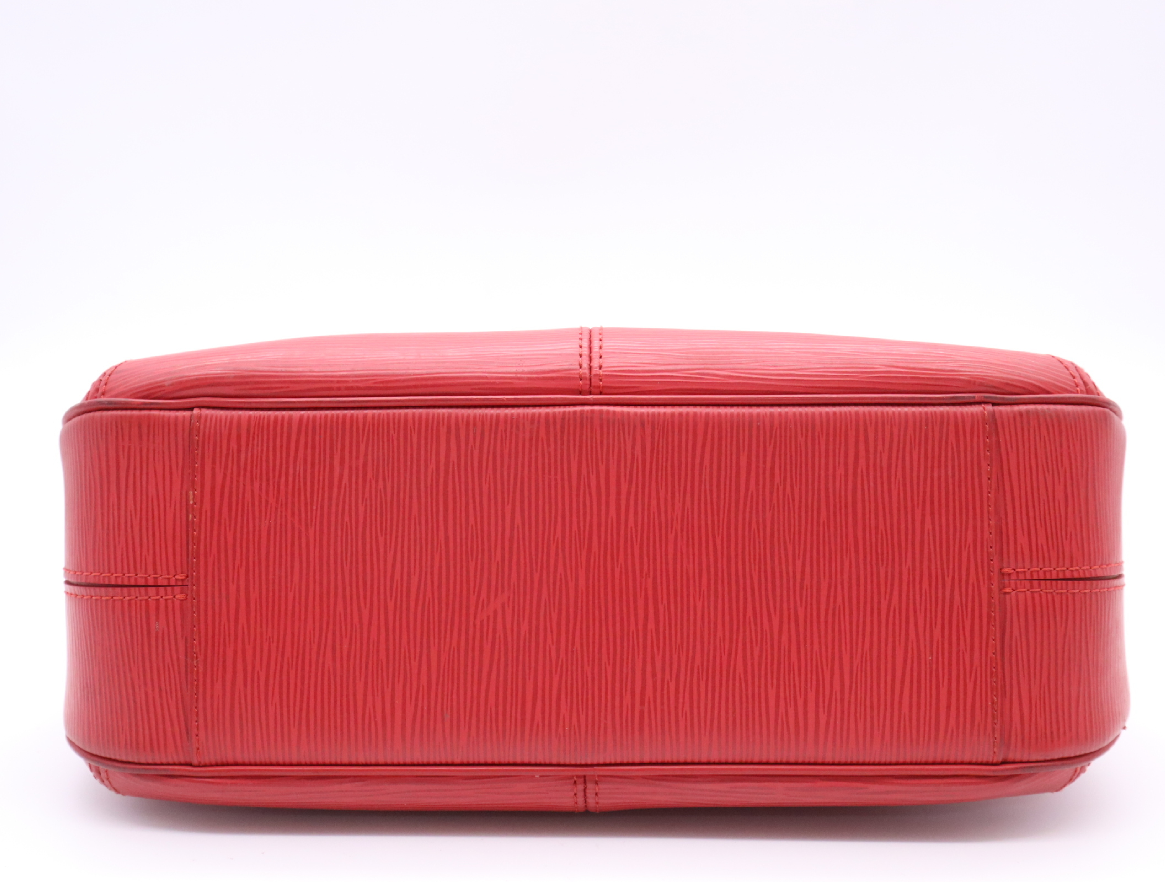 M5927E Epiturene GM Castilian Red Shoulder Bag — view 4