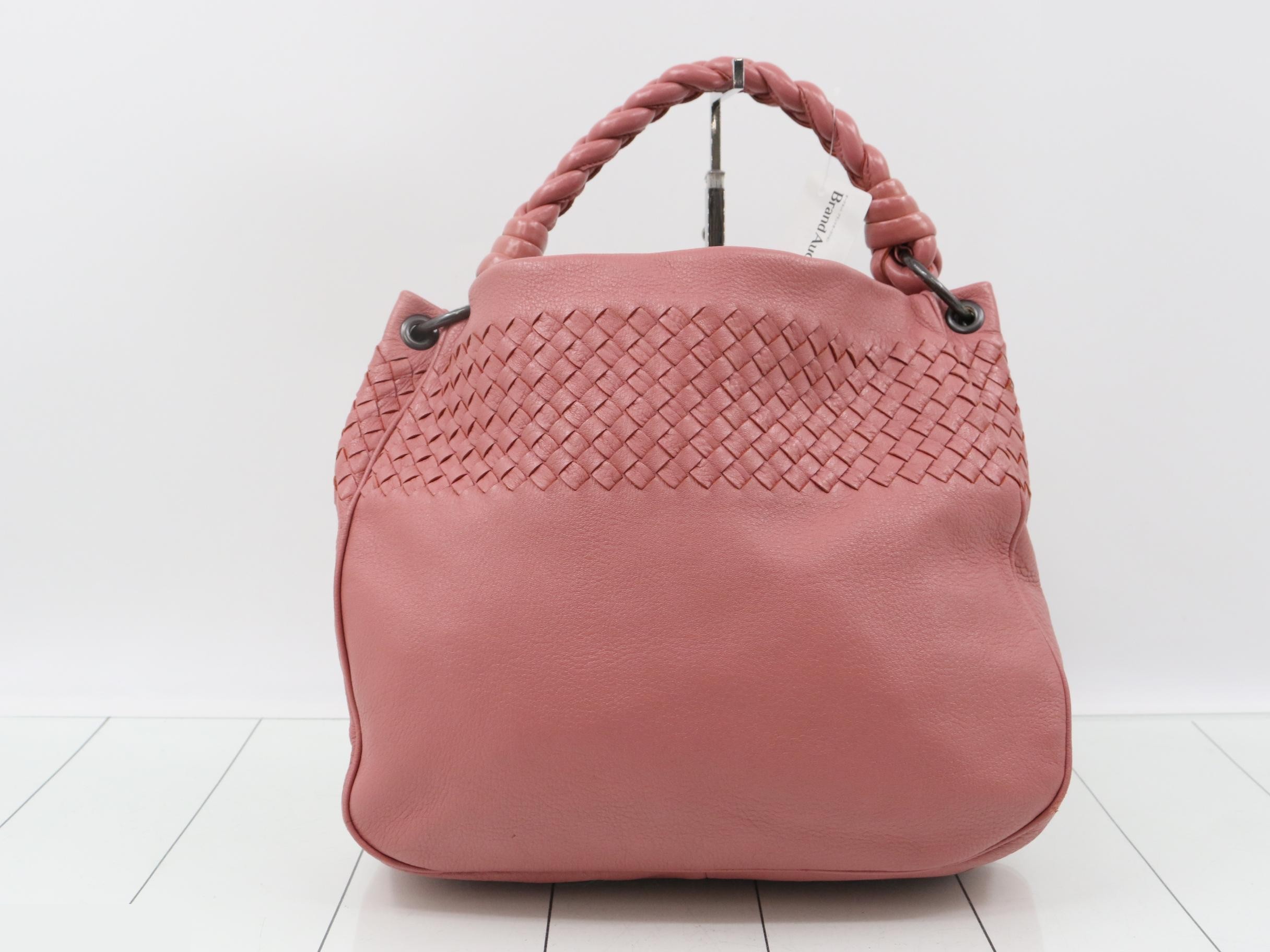 Pink shoulder bag — view 2