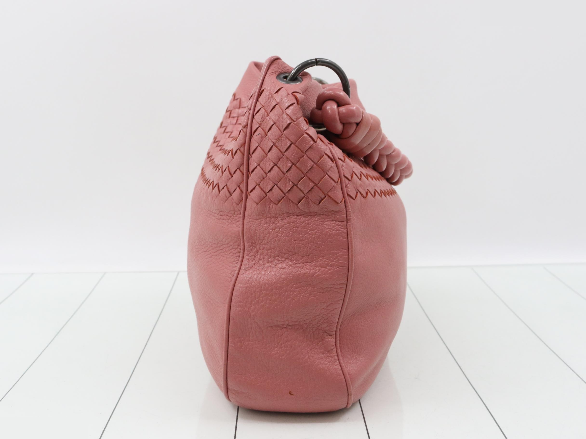 Pink shoulder bag — view 3
