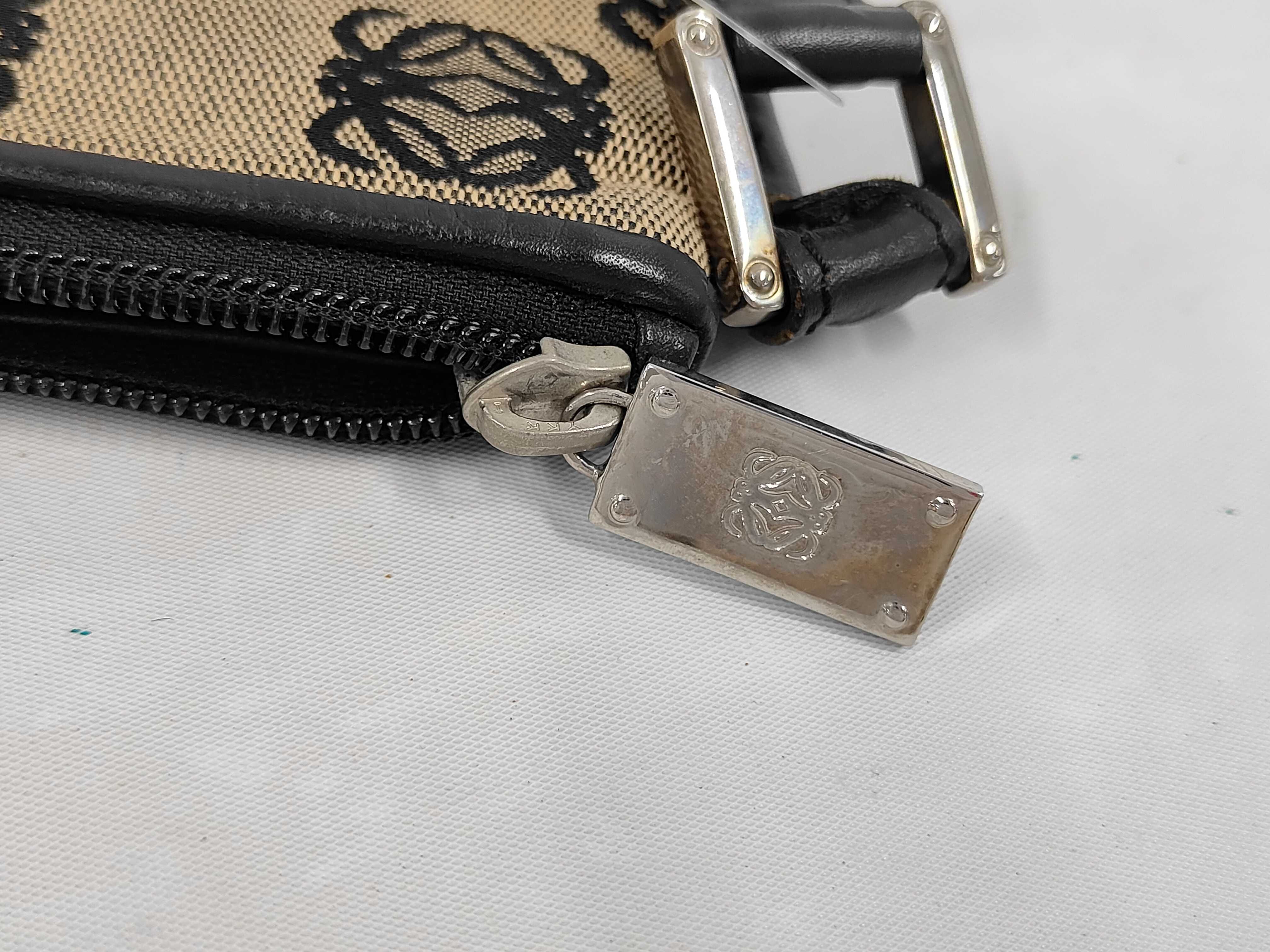 Anagram Shoulder Bag — view 9