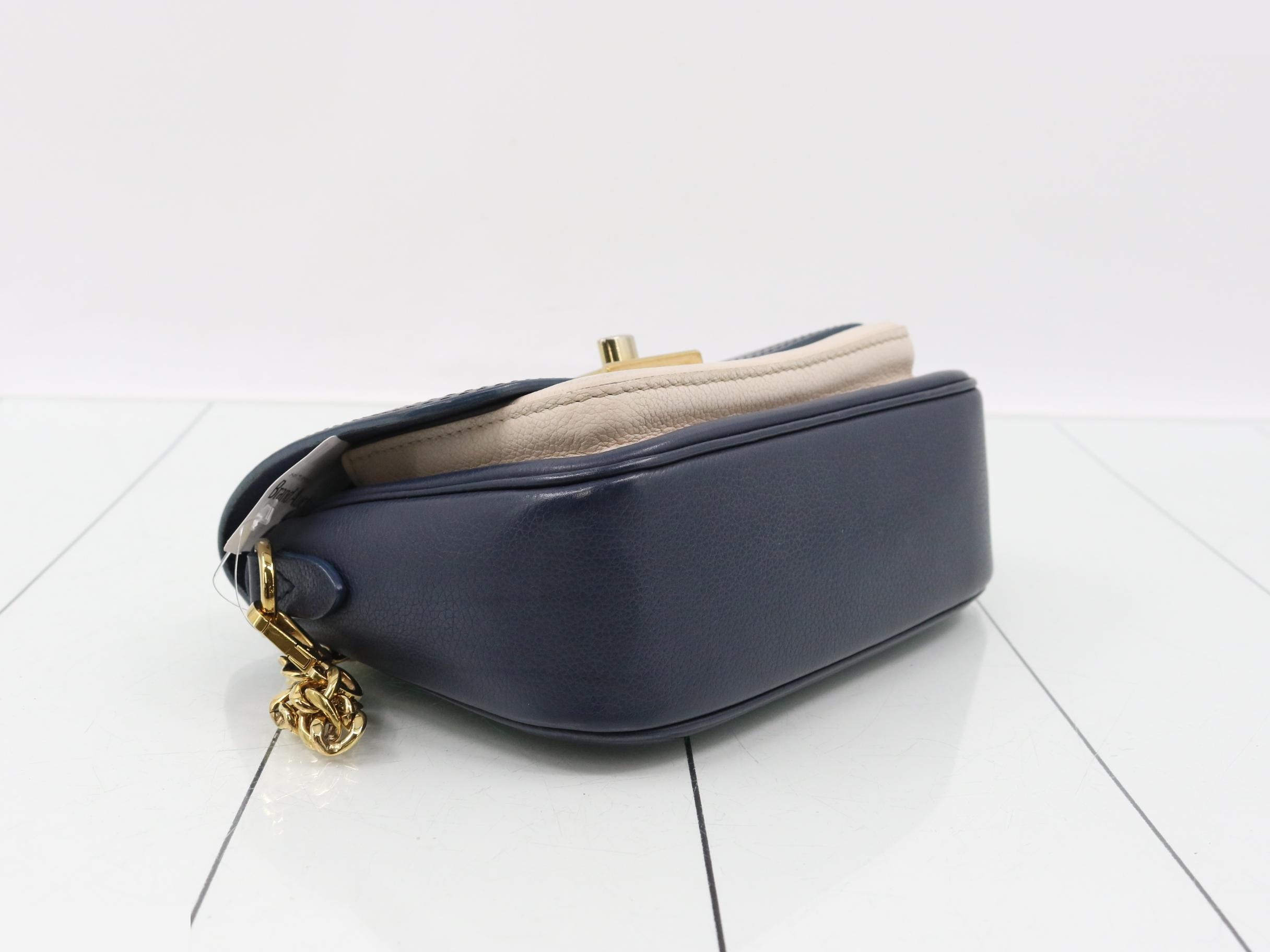 Lockme Tender 2-Way Shoulder Bag — view 5