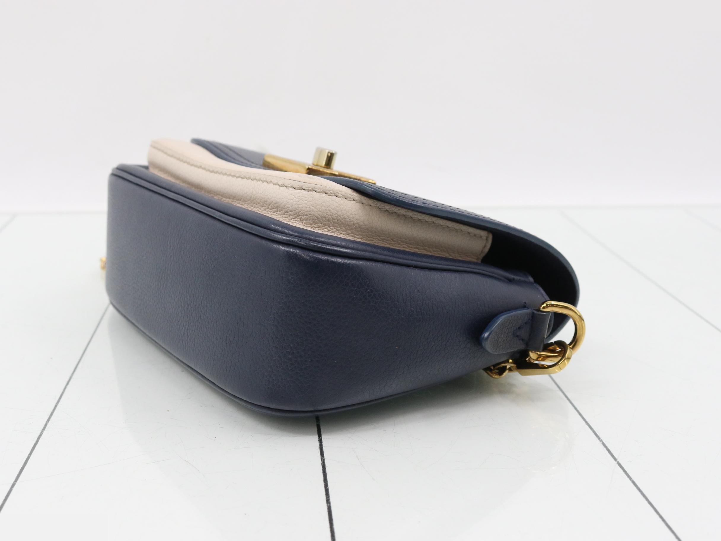 Lockme Tender 2-Way Shoulder Bag — view 6